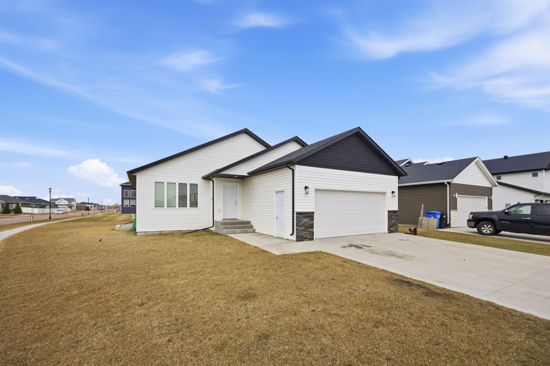 2595 72 S Avenue, Fargo ND 58104 - Photo 47 of 47