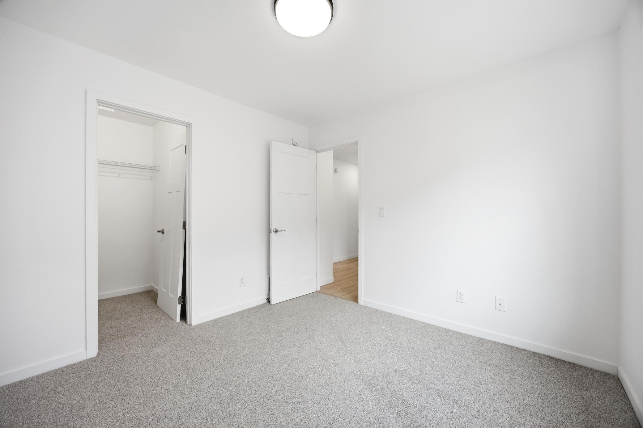 2595 72 S Avenue, Fargo ND 58104 - Photo 8 of 47