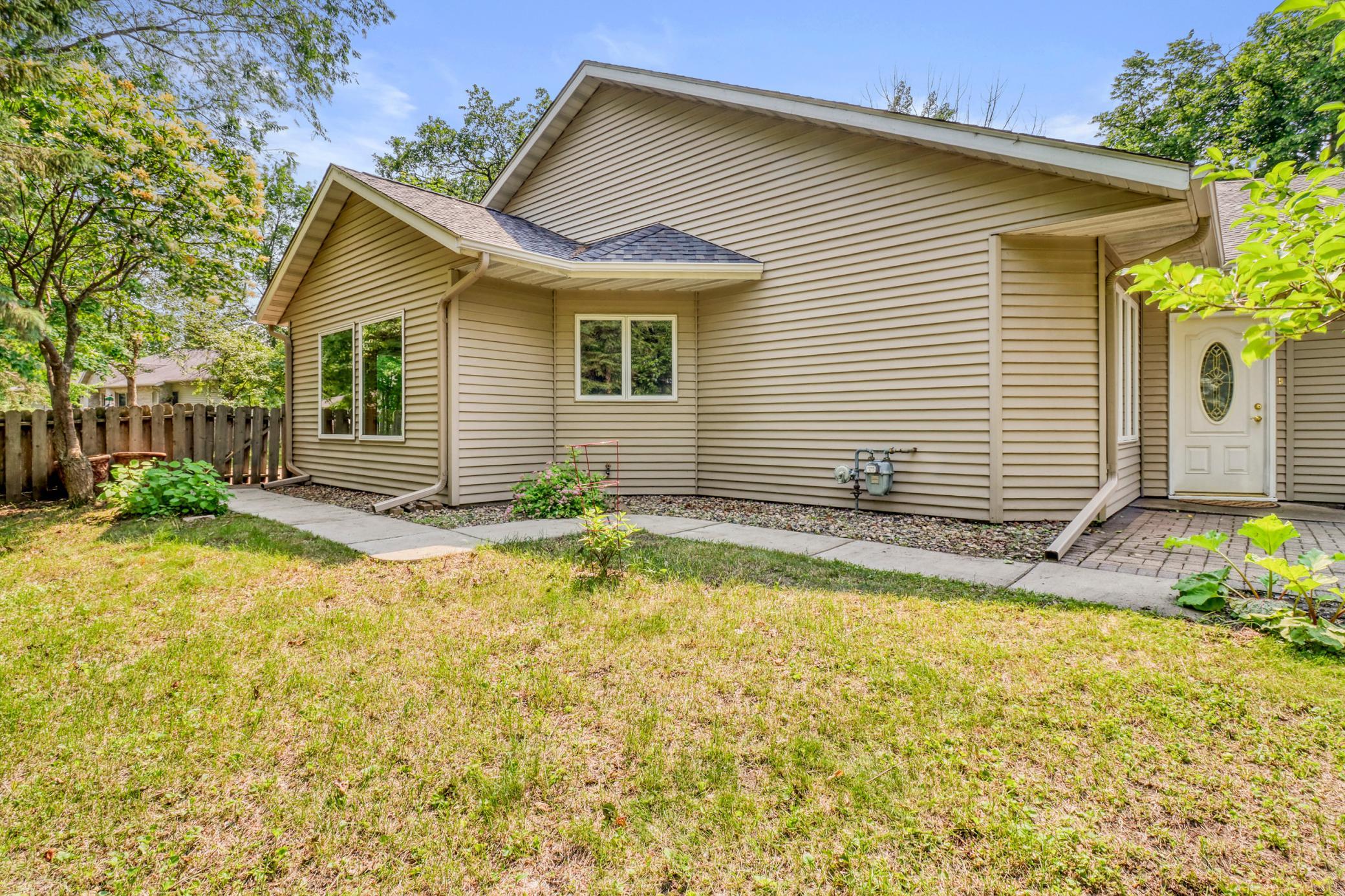 1637 Long Bridge Road, Detroit Lakes MN 56501 - Photo 3 of 48
