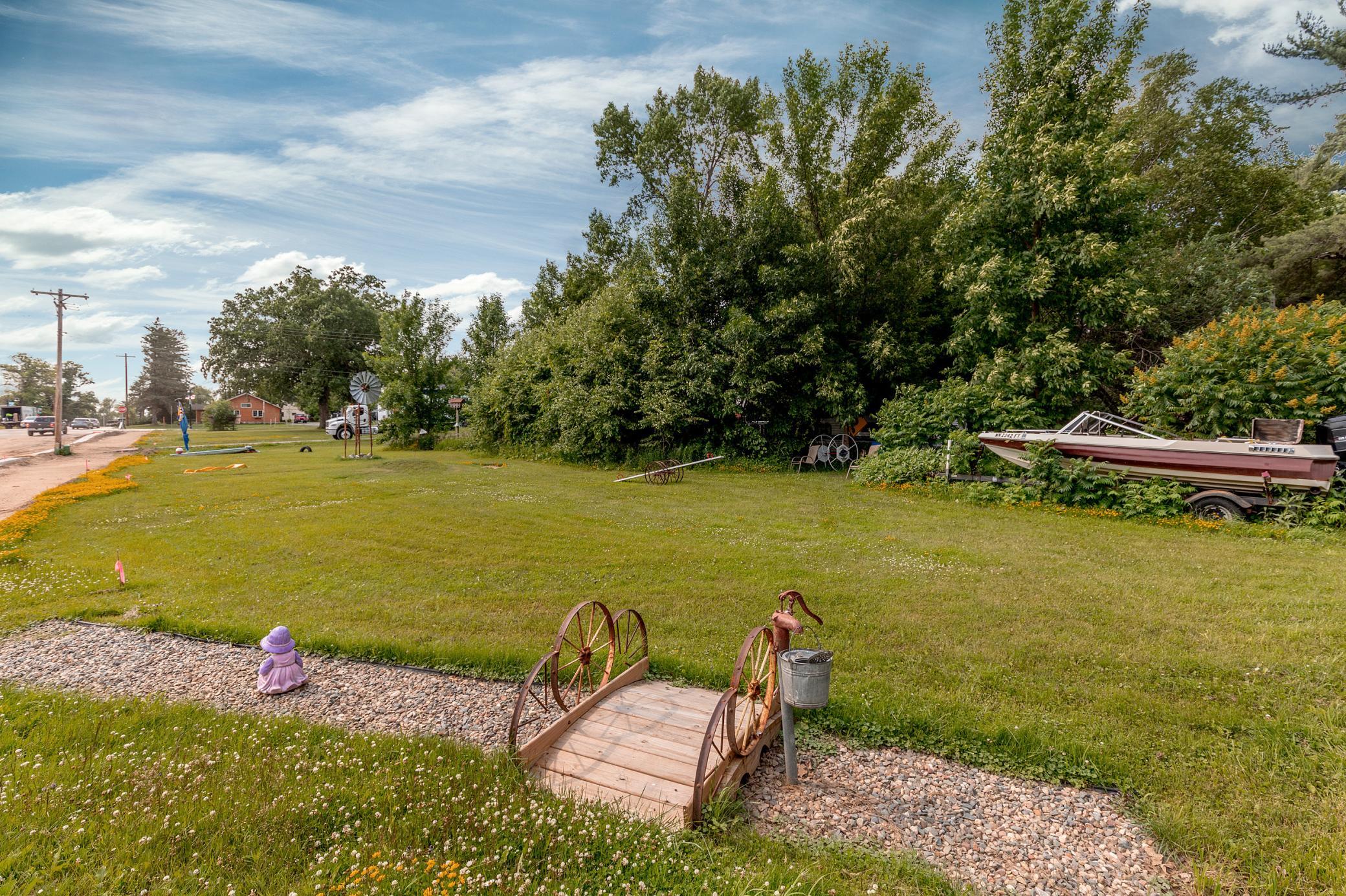 213 3rd Street N, Hackensack MN 56452 - Photo 34 of 43