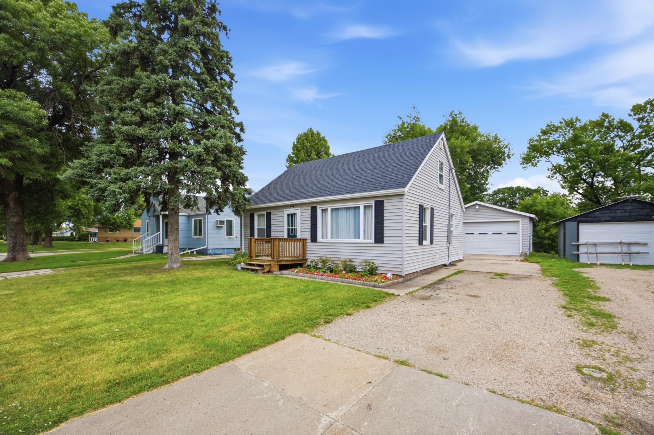 109 2nd NW Street, Dilworth MN 56529 - Photo 2 of 33