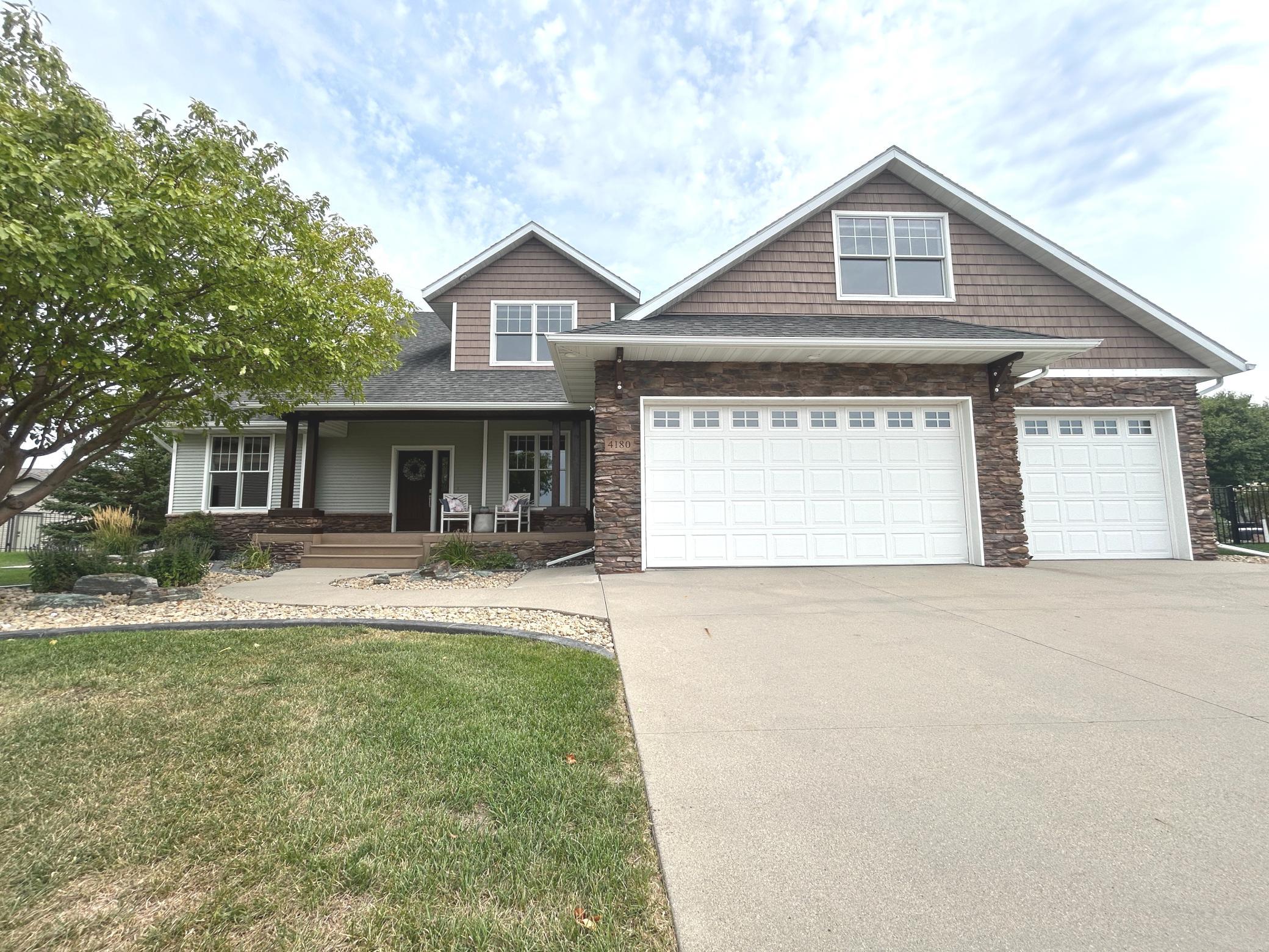 2003 single family home for sale at 4180 58th Street S in Fargo, ND — 6 bed, 4 bath