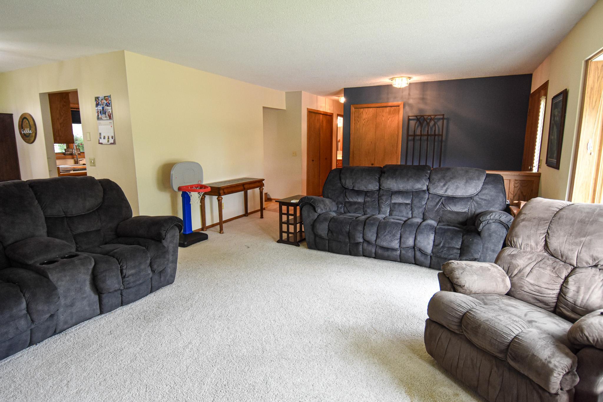 808 Alice Drive, Thief River Falls MN 56701 - Photo 8 of 60