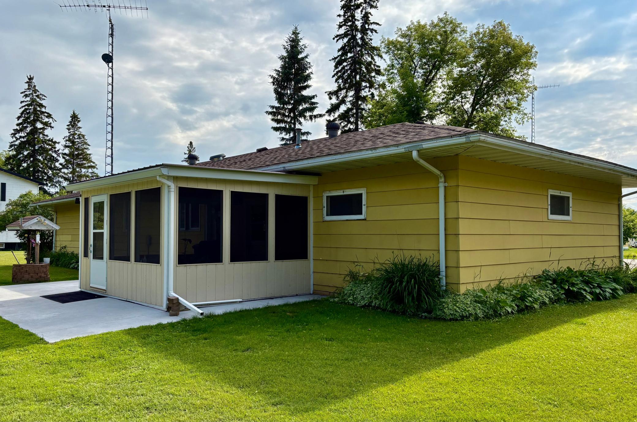 440 Chilgren Avenue, Williams MN 56686 - Photo 4 of 11