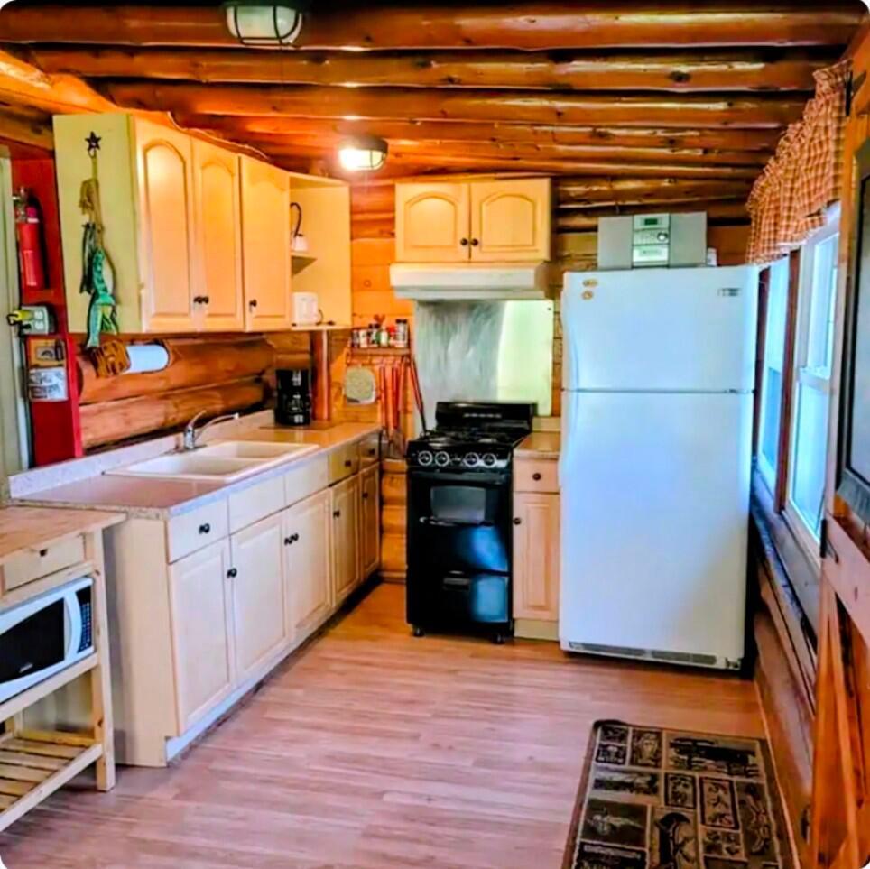 51812 Becker Road, Bigfork MN 56628 - Photo 27 of 33