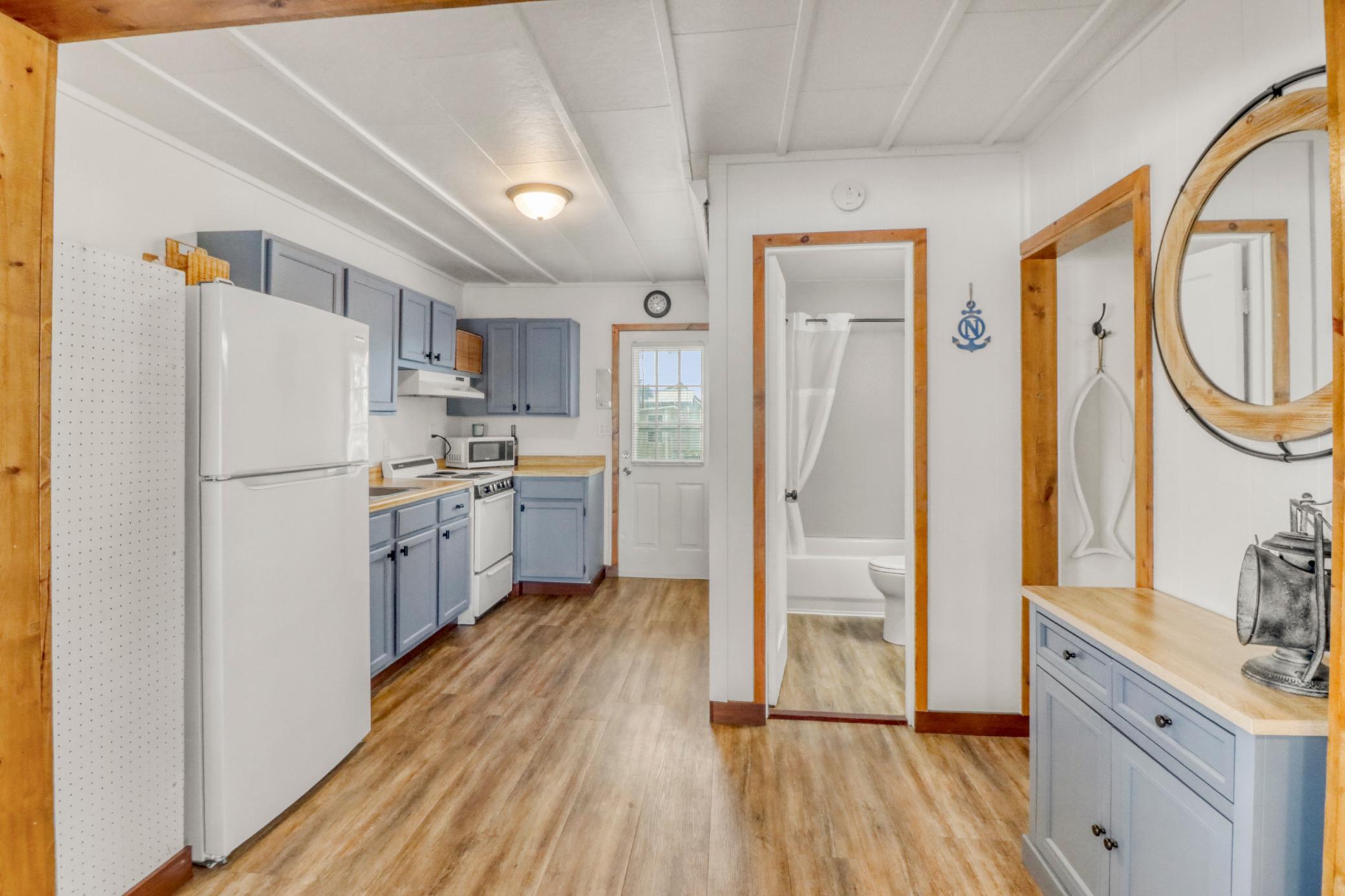 27096 Little Floyd Lake Road, Unit 8, Detroit Lakes MN 56501 - Photo 8 of 32