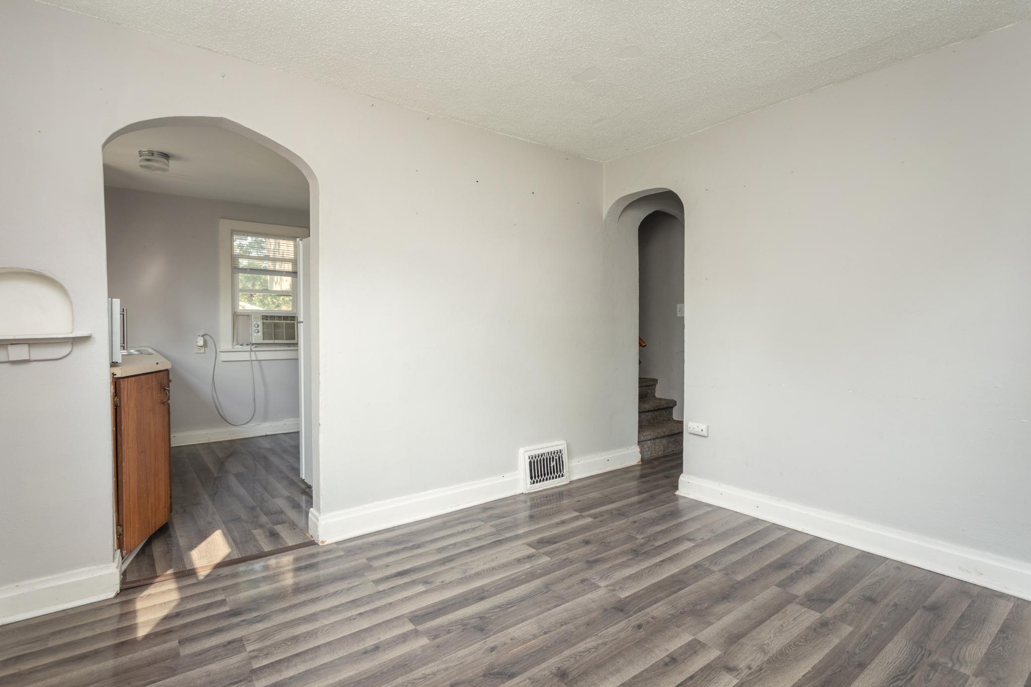 1938 single family home for sale at 408 Kenwood Street in Alexandria, MN — 3 bed, 1 bath (photo 5 of 21)