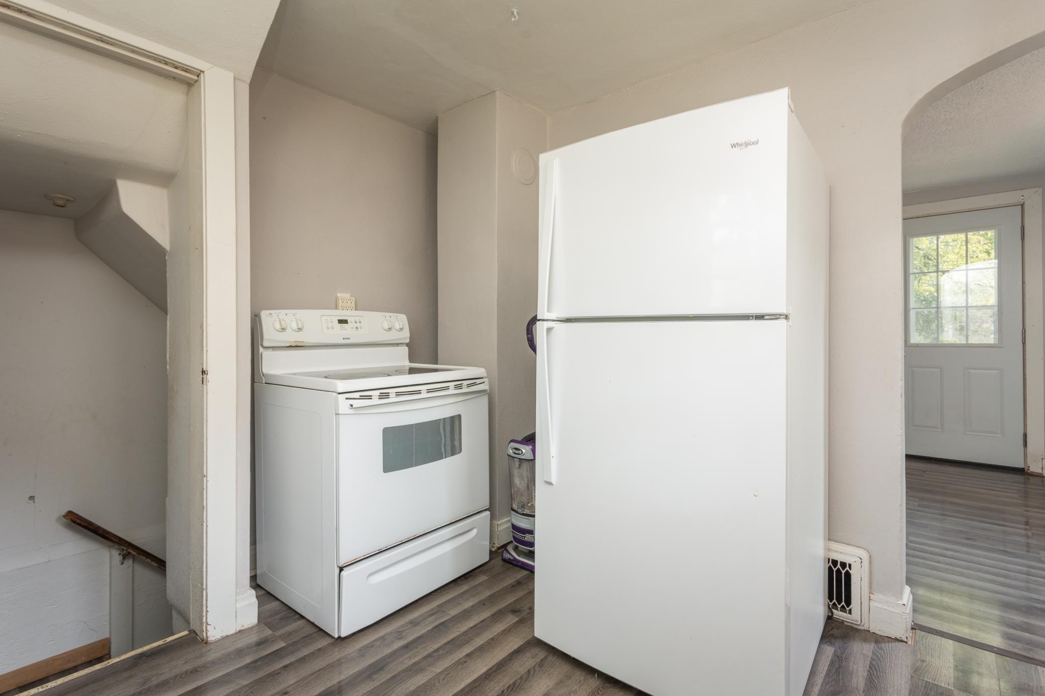 1938 single family home for sale at 408 Kenwood Street in Alexandria, MN — 3 bed, 1 bath (photo 8 of 21)