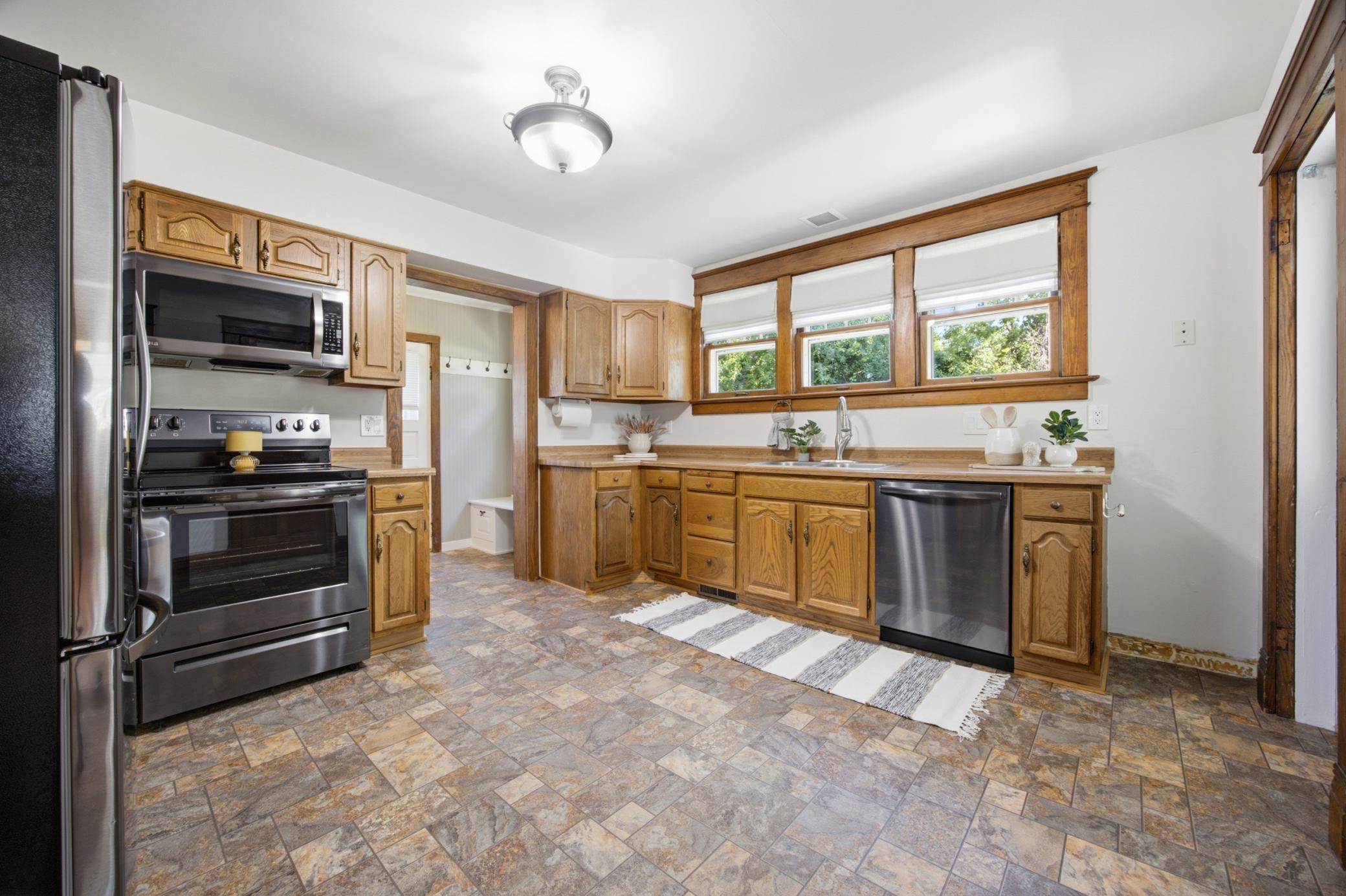 101 5th Street NW, Barnesville MN 56514 - Photo 15 of 41
