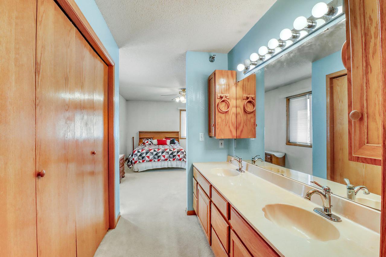 3201 14th Street S, Moorhead MN 56560 - Photo 28 of 42