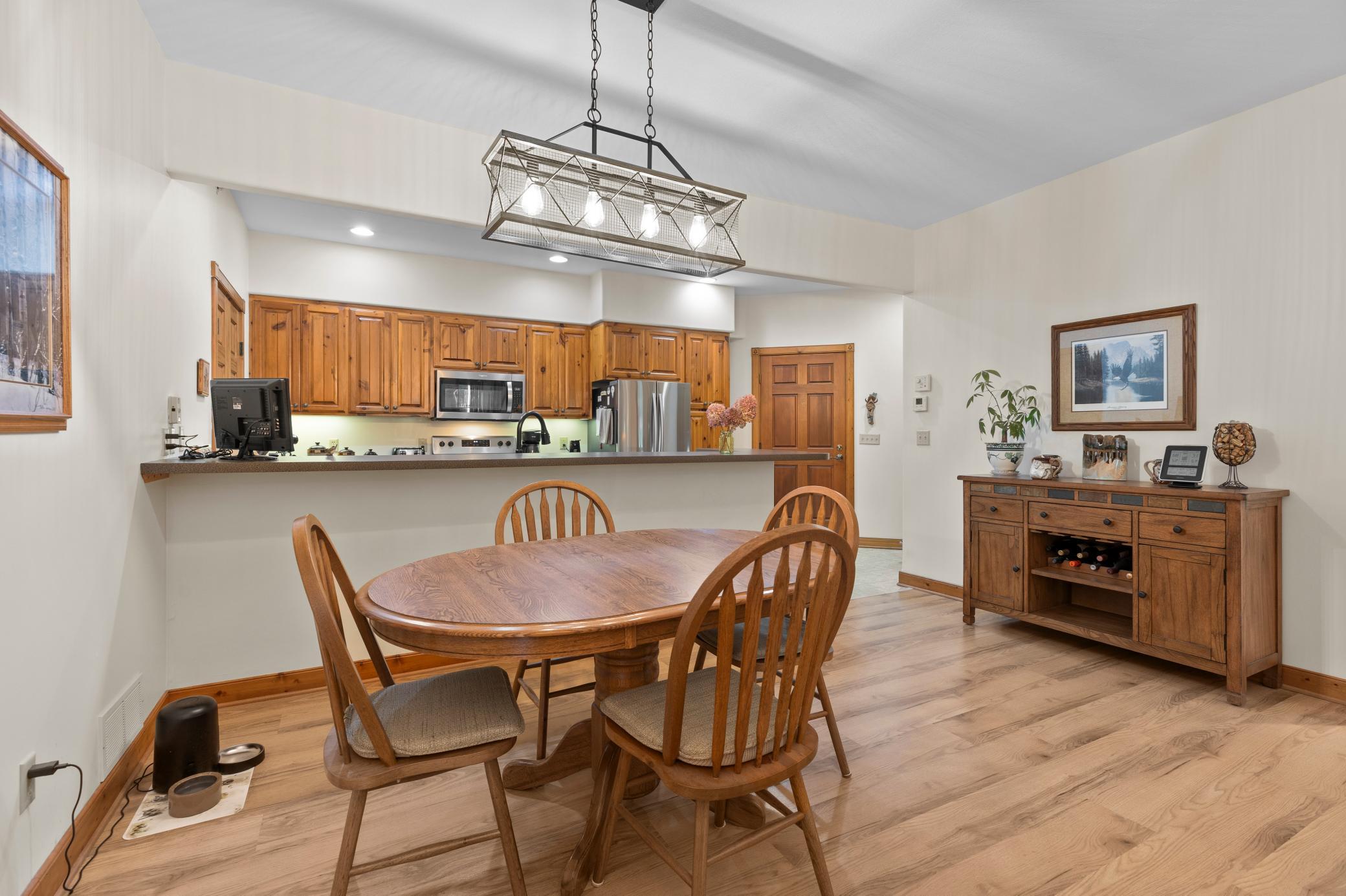 1999 townhouse for sale at 36275 Pine Bay Circle, Unit 303 in Crosslake, MN — 2 bed, 2 bath (photo 14 of 47)