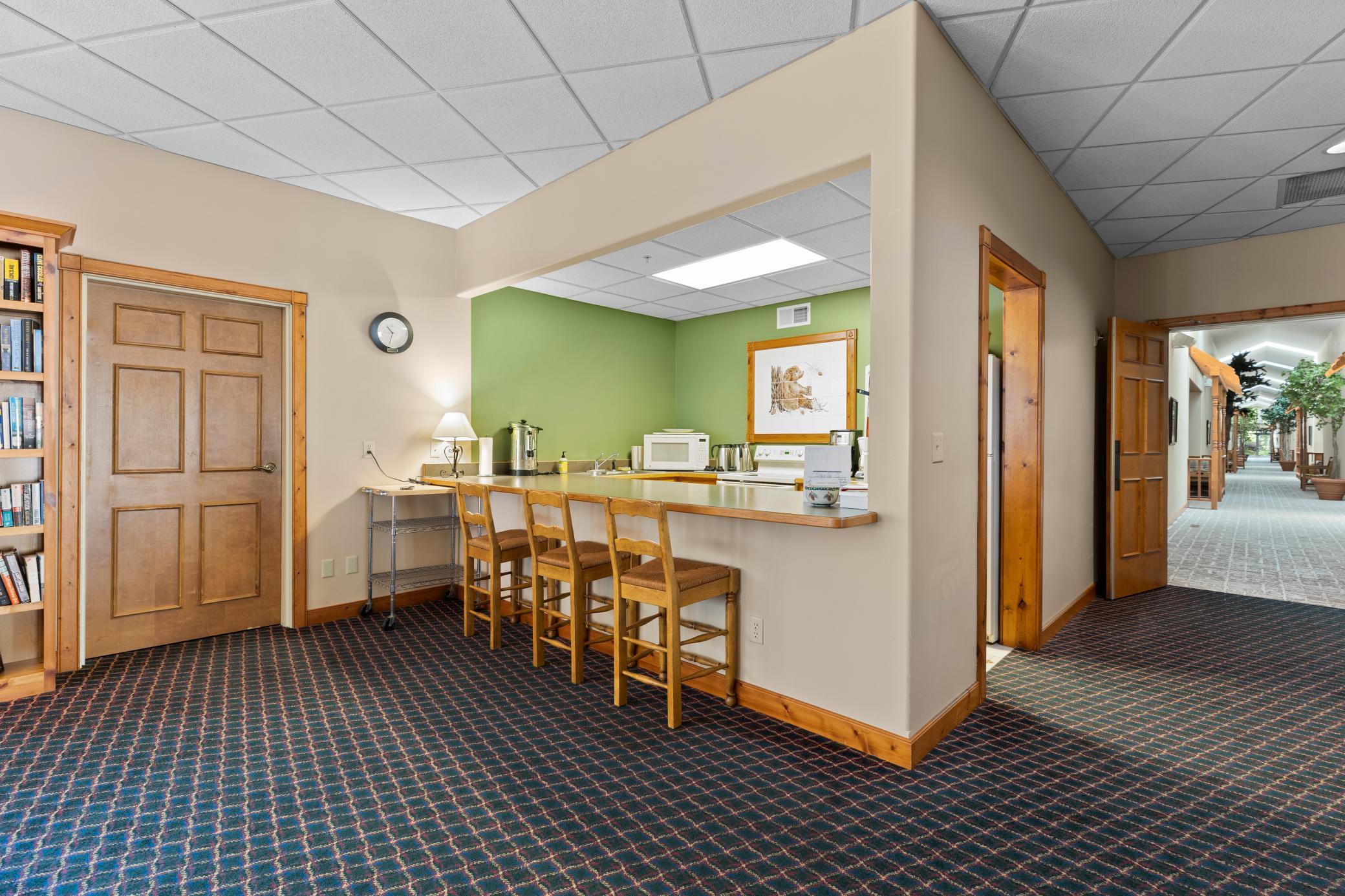 1999 townhouse for sale at 36275 Pine Bay Circle, Unit 303 in Crosslake, MN — 2 bed, 2 bath (photo 29 of 47)