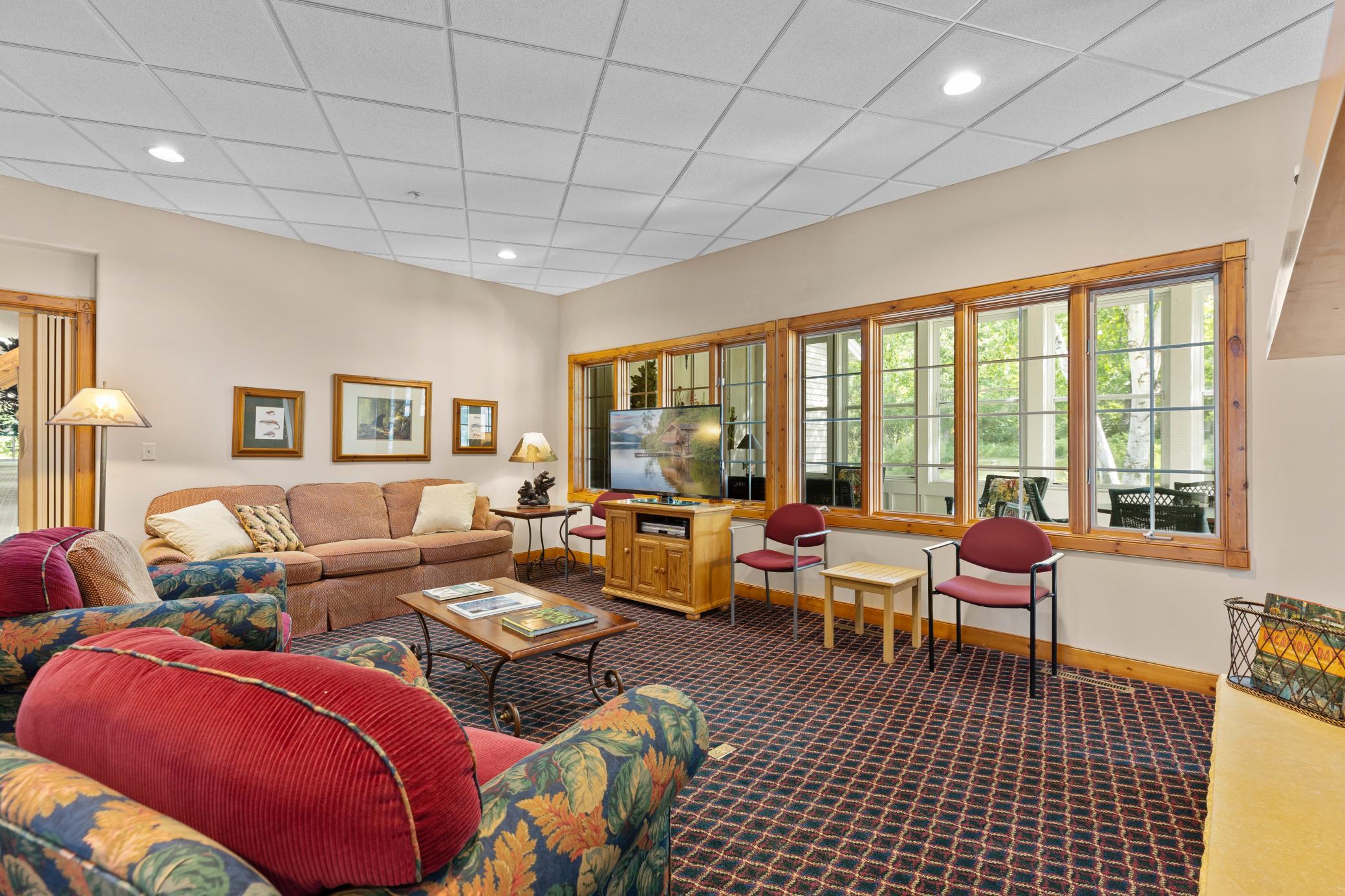 1999 townhouse for sale at 36275 Pine Bay Circle, Unit 303 in Crosslake, MN — 2 bed, 2 bath (photo 33 of 47)
