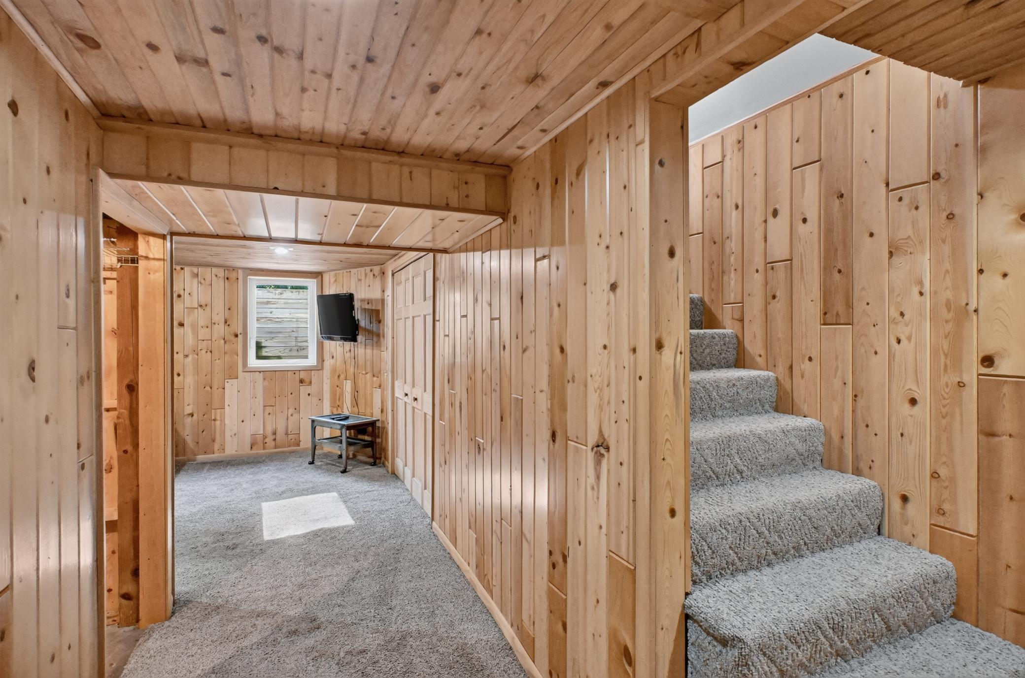 1970 single family home for sale at 32067 County 3 in Eagle Bend, MN — 3 bed, 1 bath (photo 37 of 93)