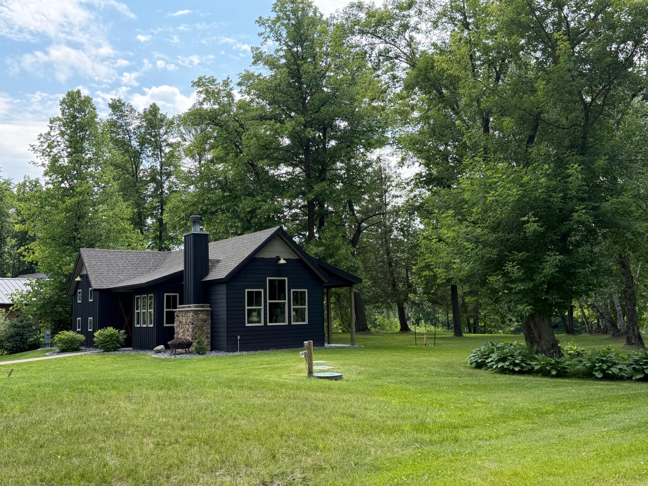 1475 Woodland Loop NW, Baudette MN 56623 - Photo 3 of 35