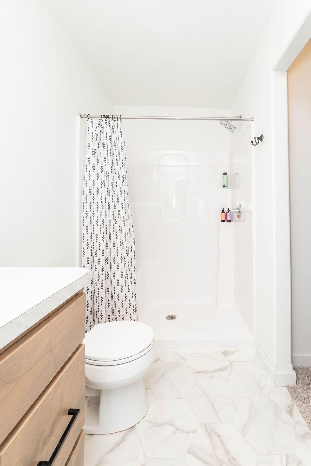 2023 single family home for sale at 6373 Saint Ann Avenue in Horace, ND — 3 bed, 3 bath (photo 13 of 30)