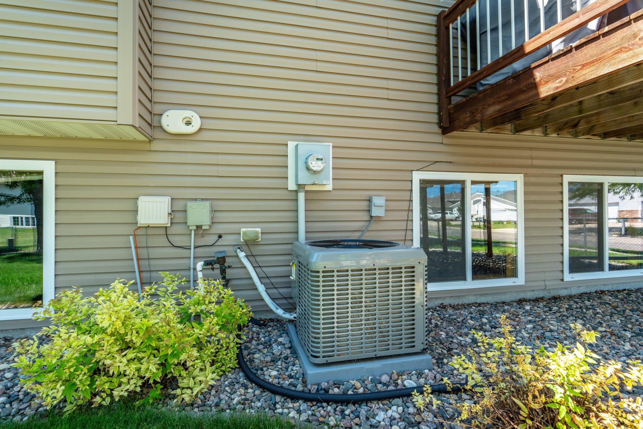 624 29th Street N, Moorhead MN 56560 - Photo 11 of 65