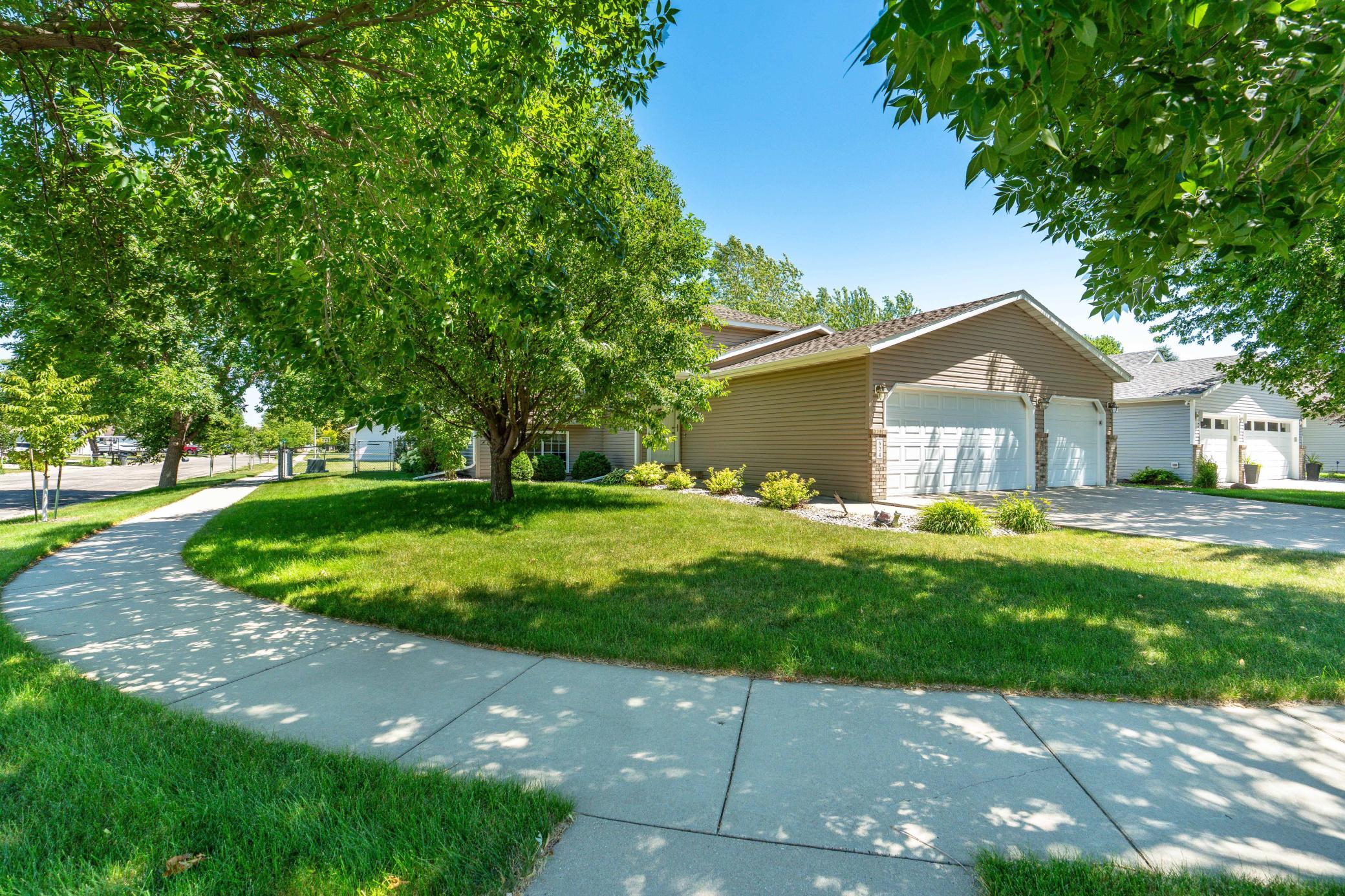624 29th Street N, Moorhead MN 56560 - Photo 5 of 65