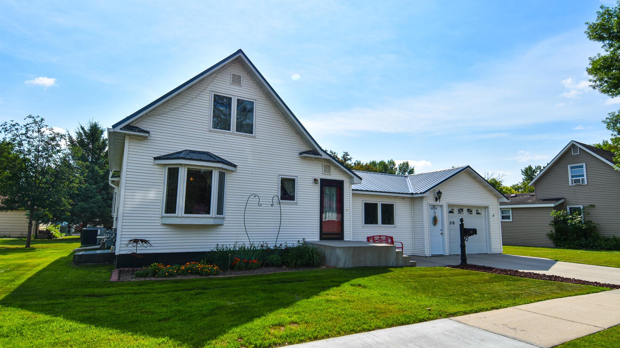 516 Saint Paul Avenue S, Thief River Falls MN 56701 - Photo 2 of 56