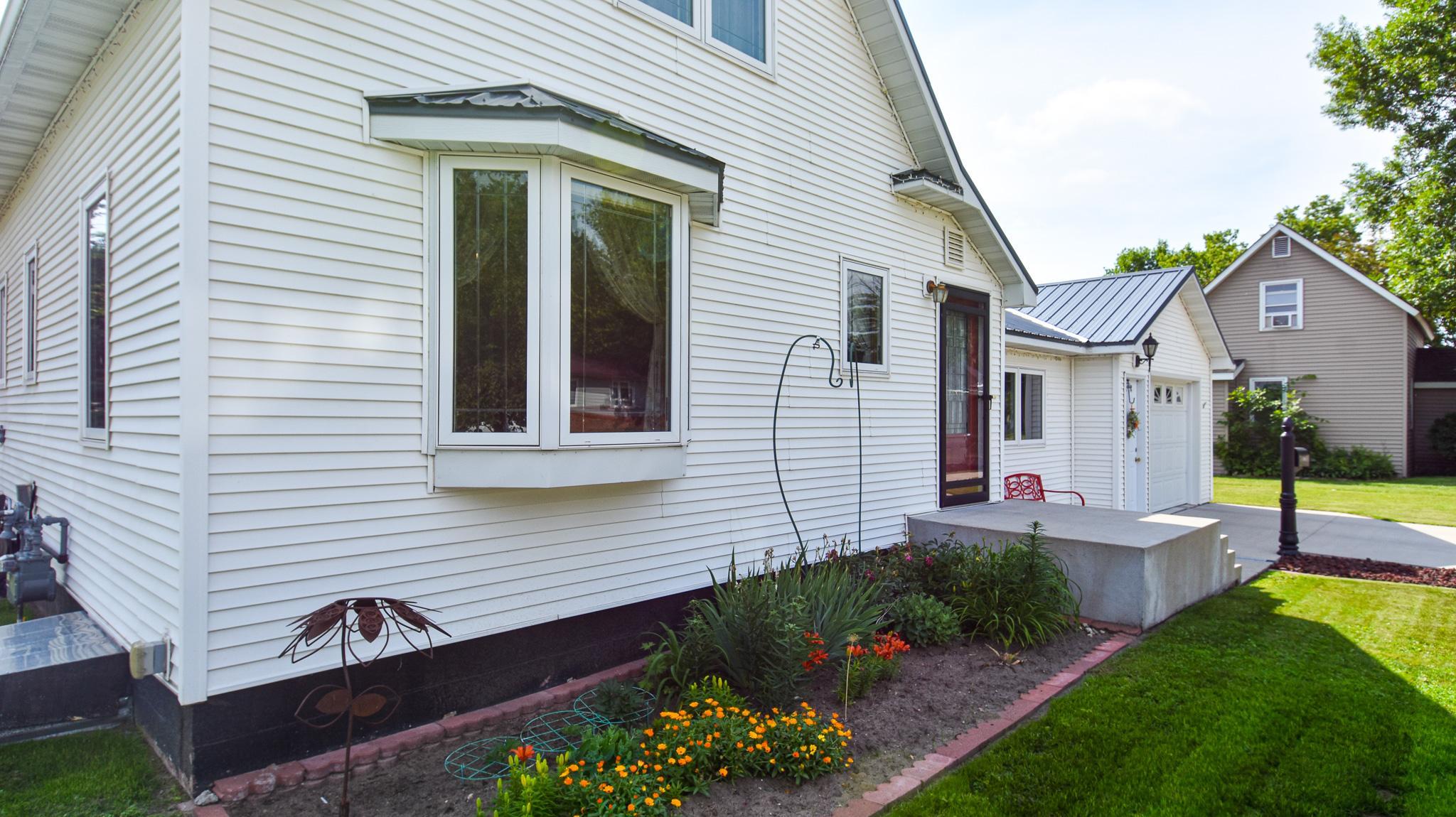516 Saint Paul Avenue S, Thief River Falls MN 56701 - Photo 3 of 56