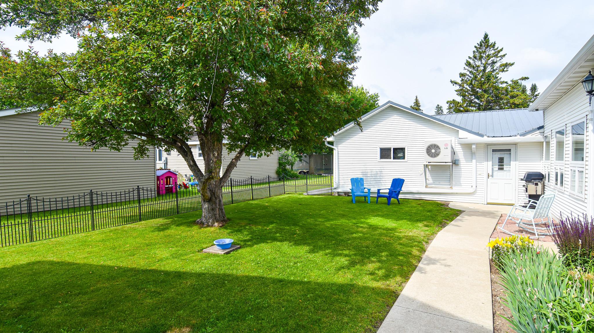 516 Saint Paul Avenue S, Thief River Falls MN 56701 - Photo 46 of 56