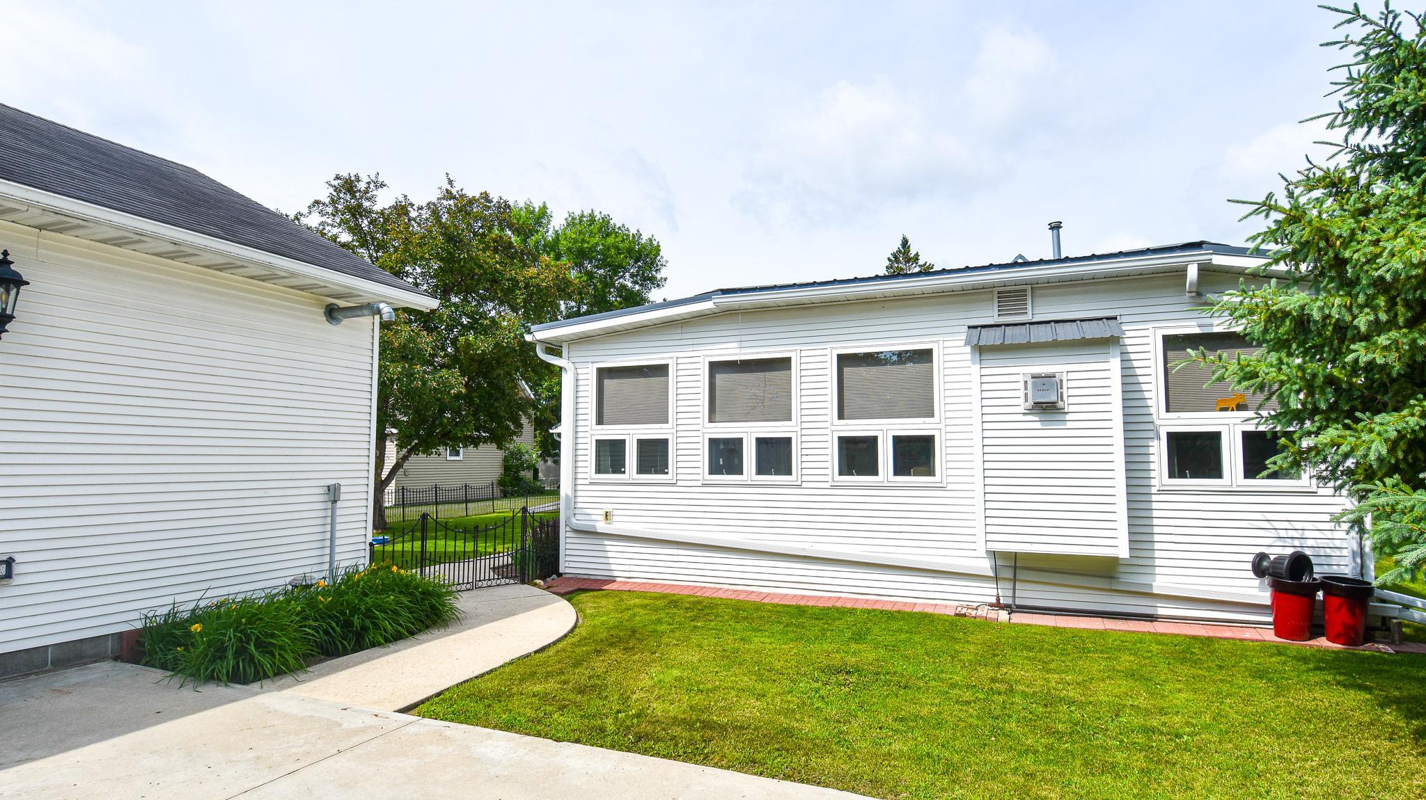 516 Saint Paul Avenue S, Thief River Falls MN 56701 - Photo 52 of 56