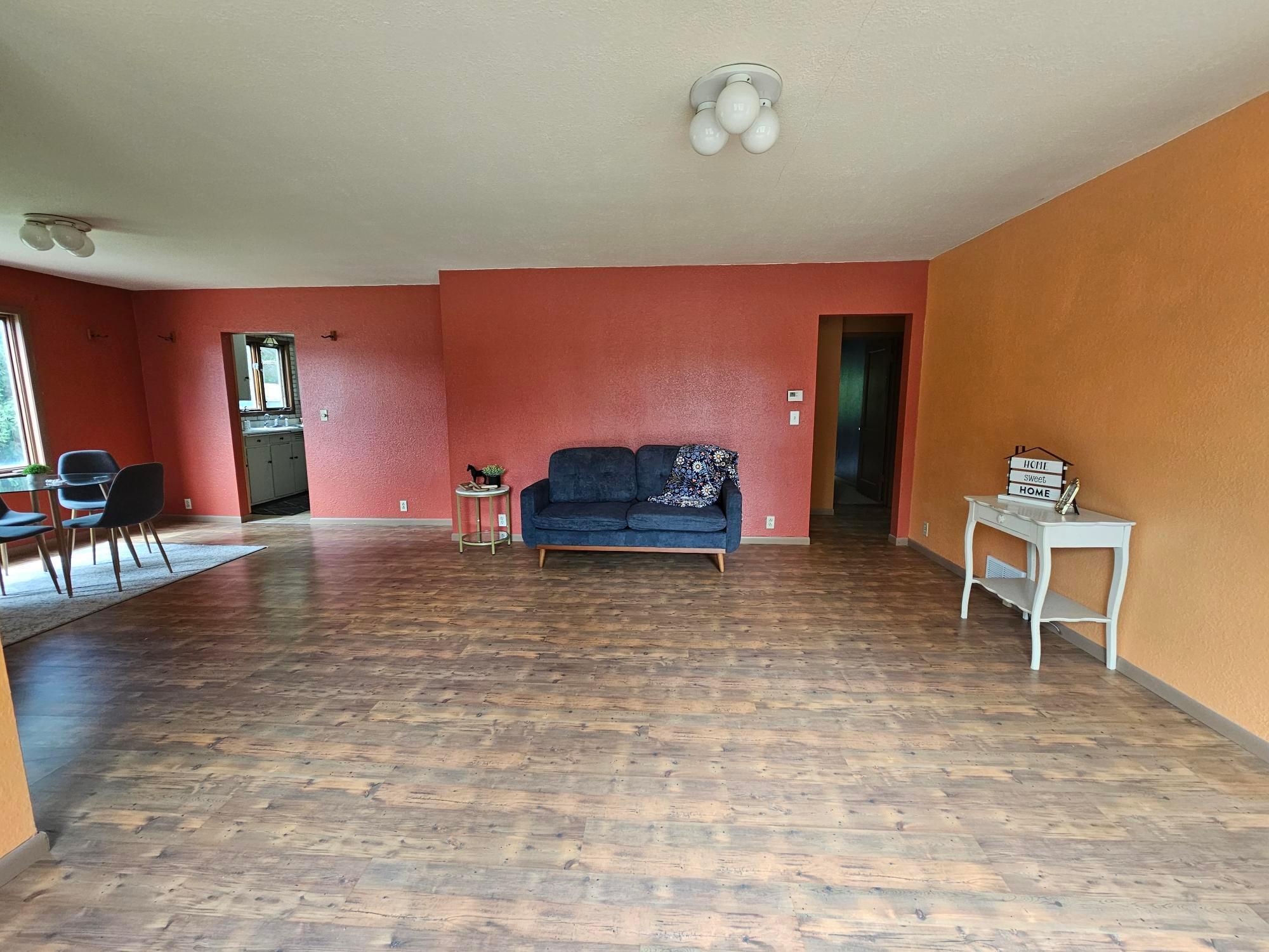 1930 single family home for sale at 237 E Nelson Avenue in Warren, MN — 3 bed, 1 bath (photo 6 of 14)