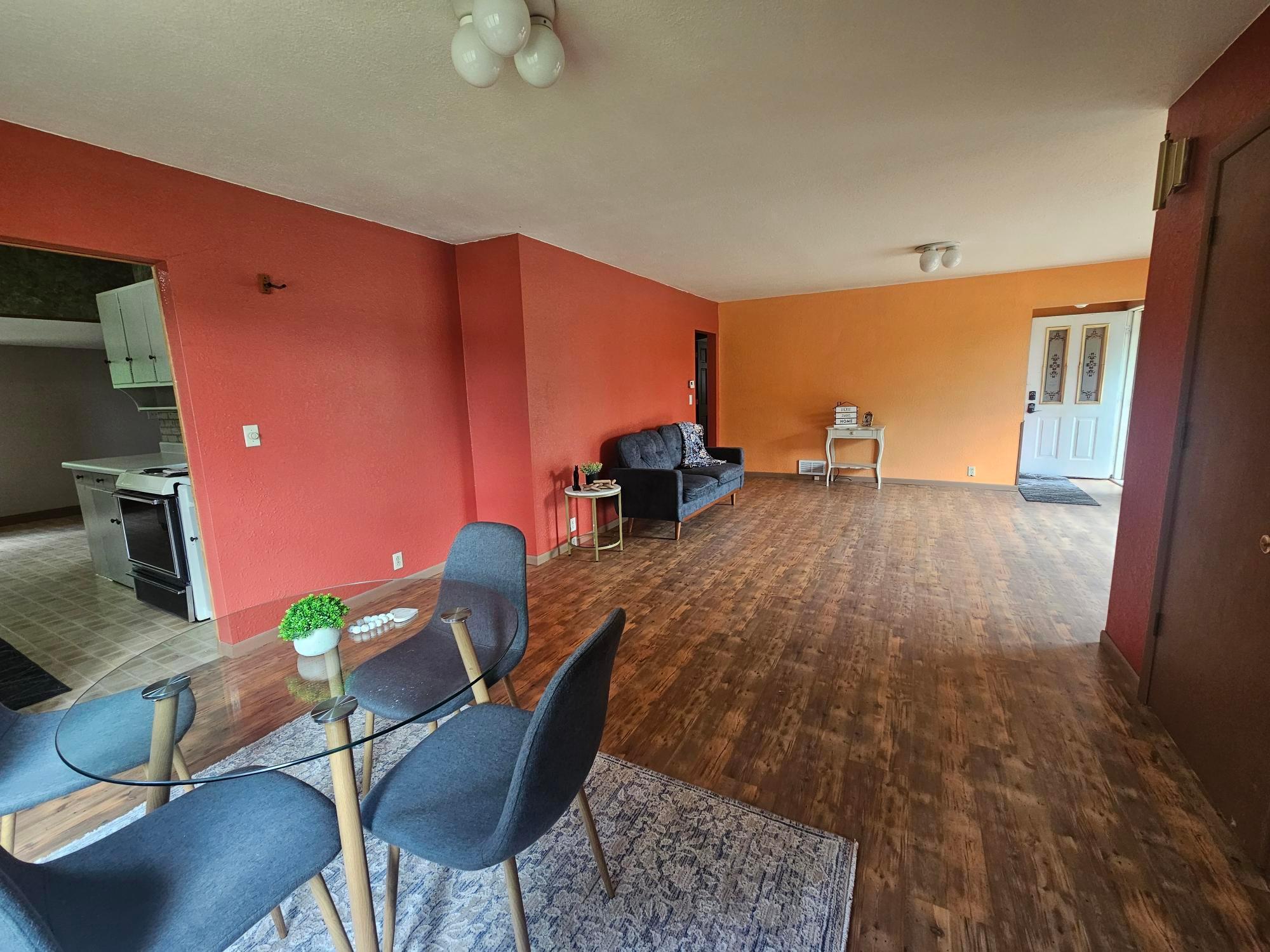 1930 single family home for sale at 237 E Nelson Avenue in Warren, MN — 3 bed, 1 bath (photo 8 of 14)