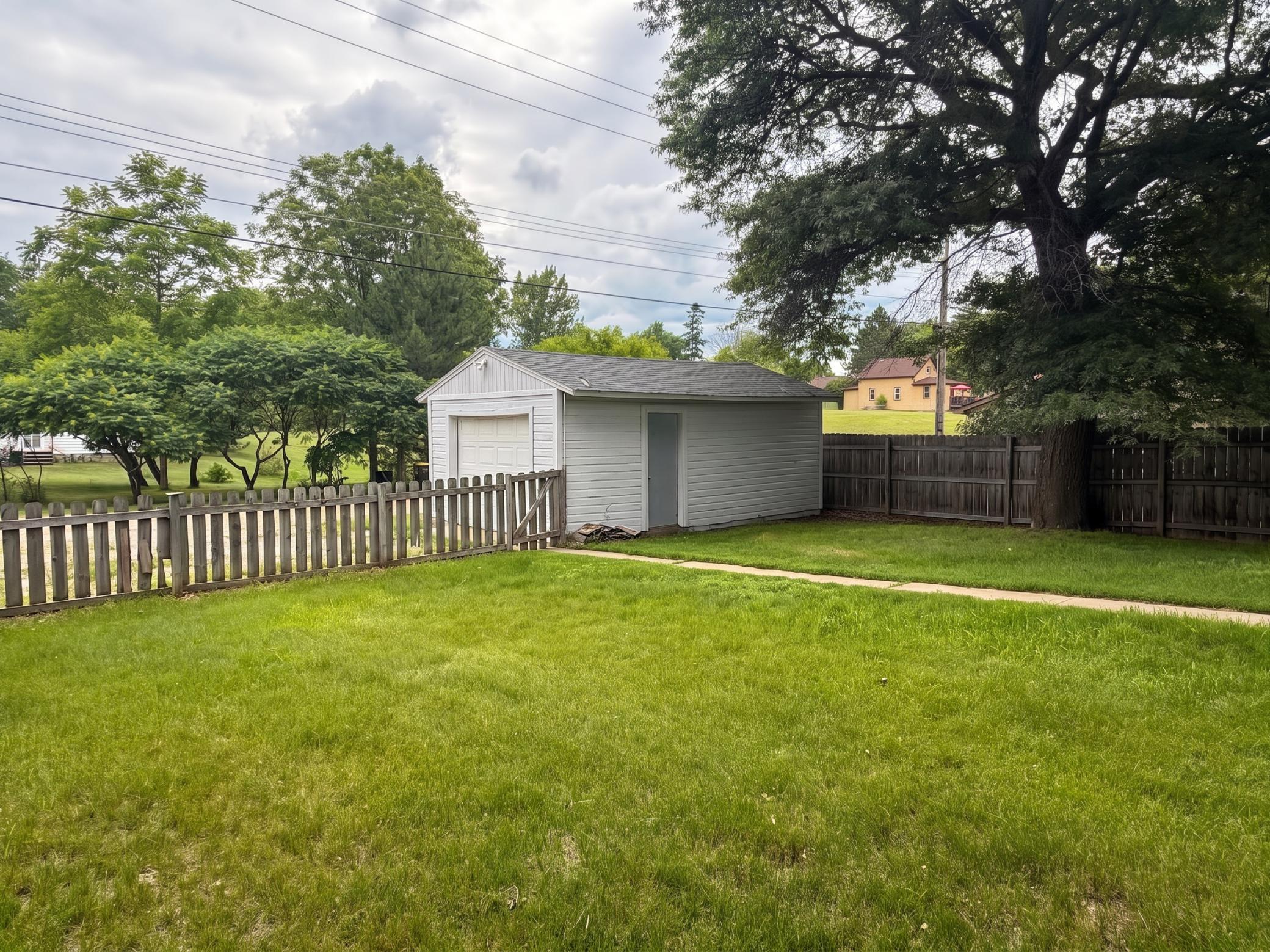 416 SW 4th Street, Brainerd MN 56401 - Photo 3 of 28