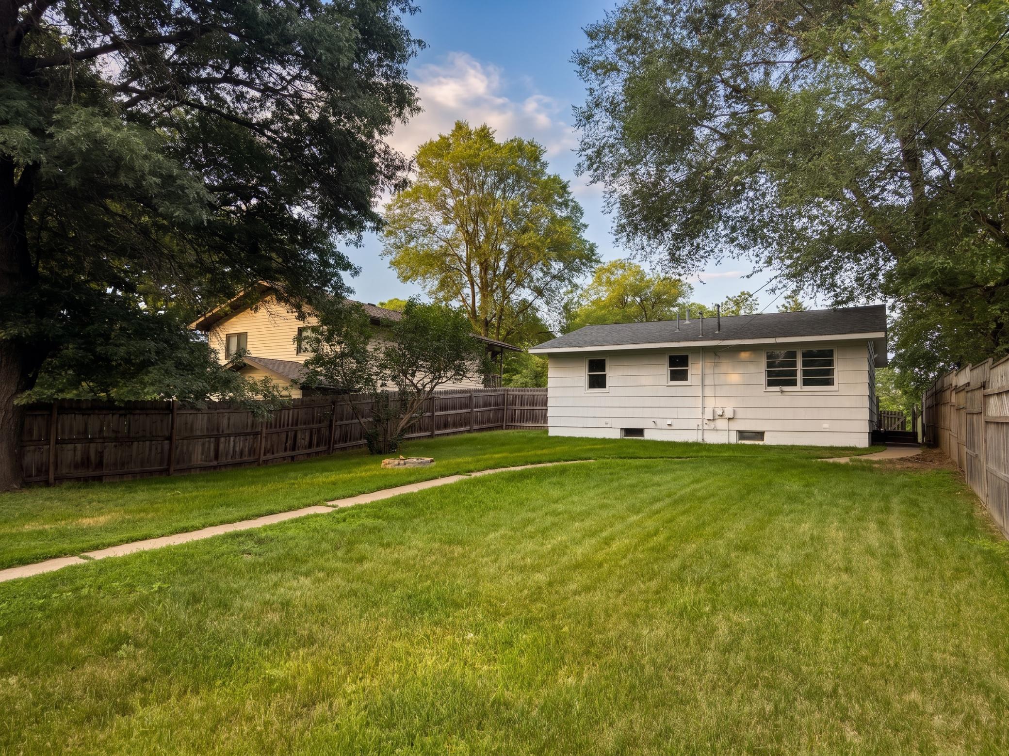 416 SW 4th Street, Brainerd MN 56401 - Photo 4 of 28