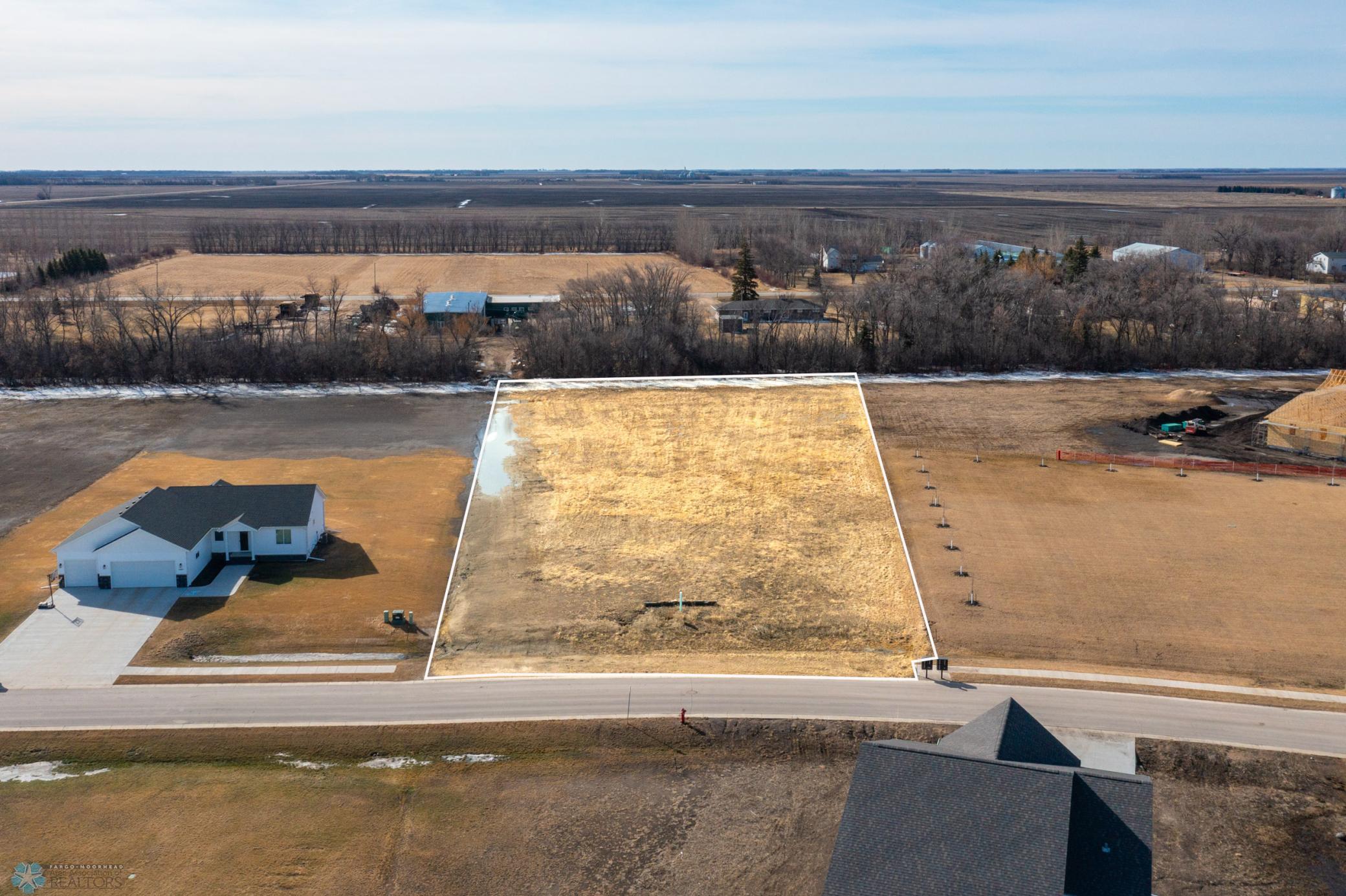 1481 Prairie Lane, Wahpeton ND 58075 - Photo 2 of 9