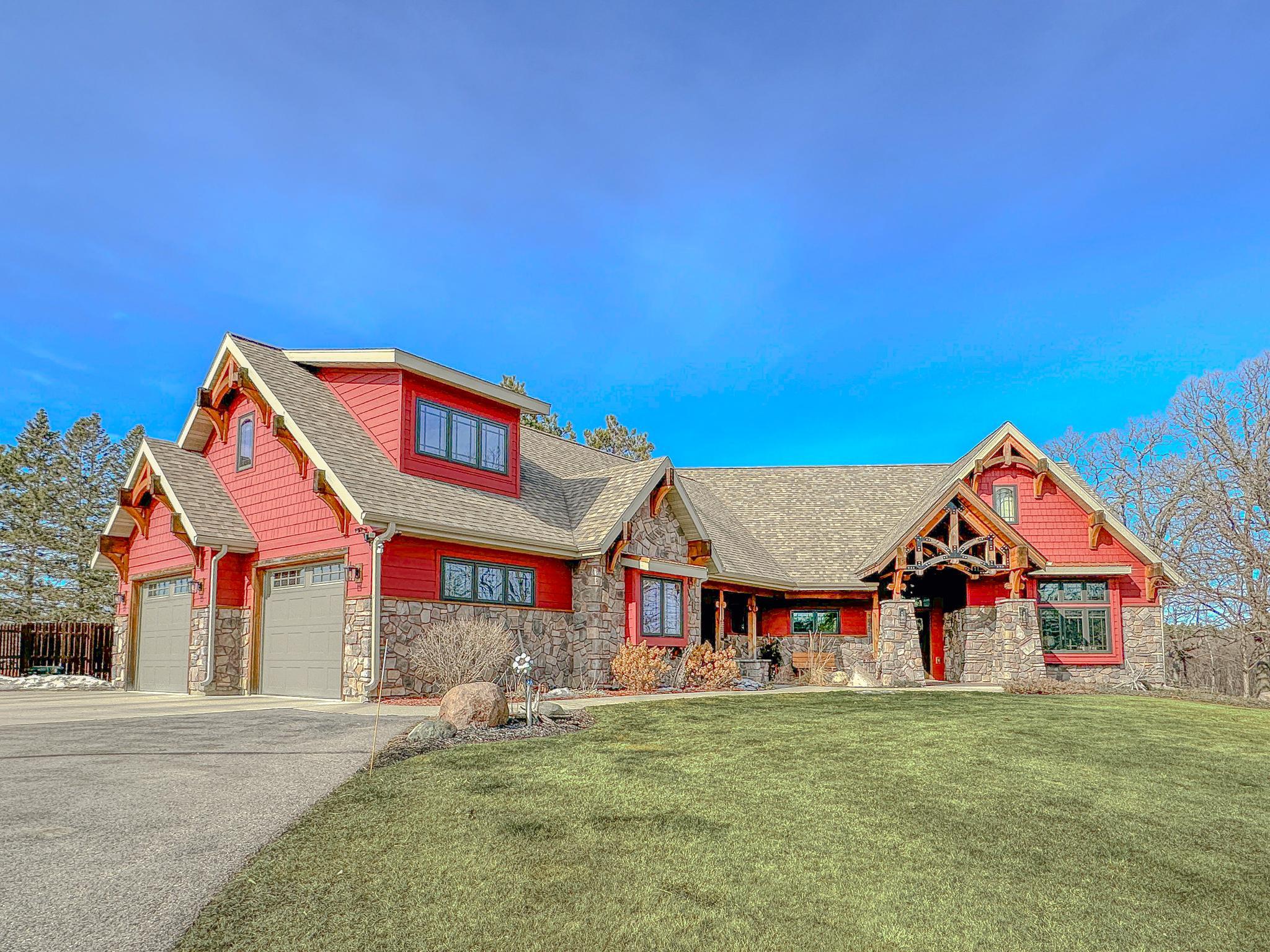 2013 single family home for sale at 2119 Monroe Avenue SW in Bemidji, MN — 4 bed, 4 bath
