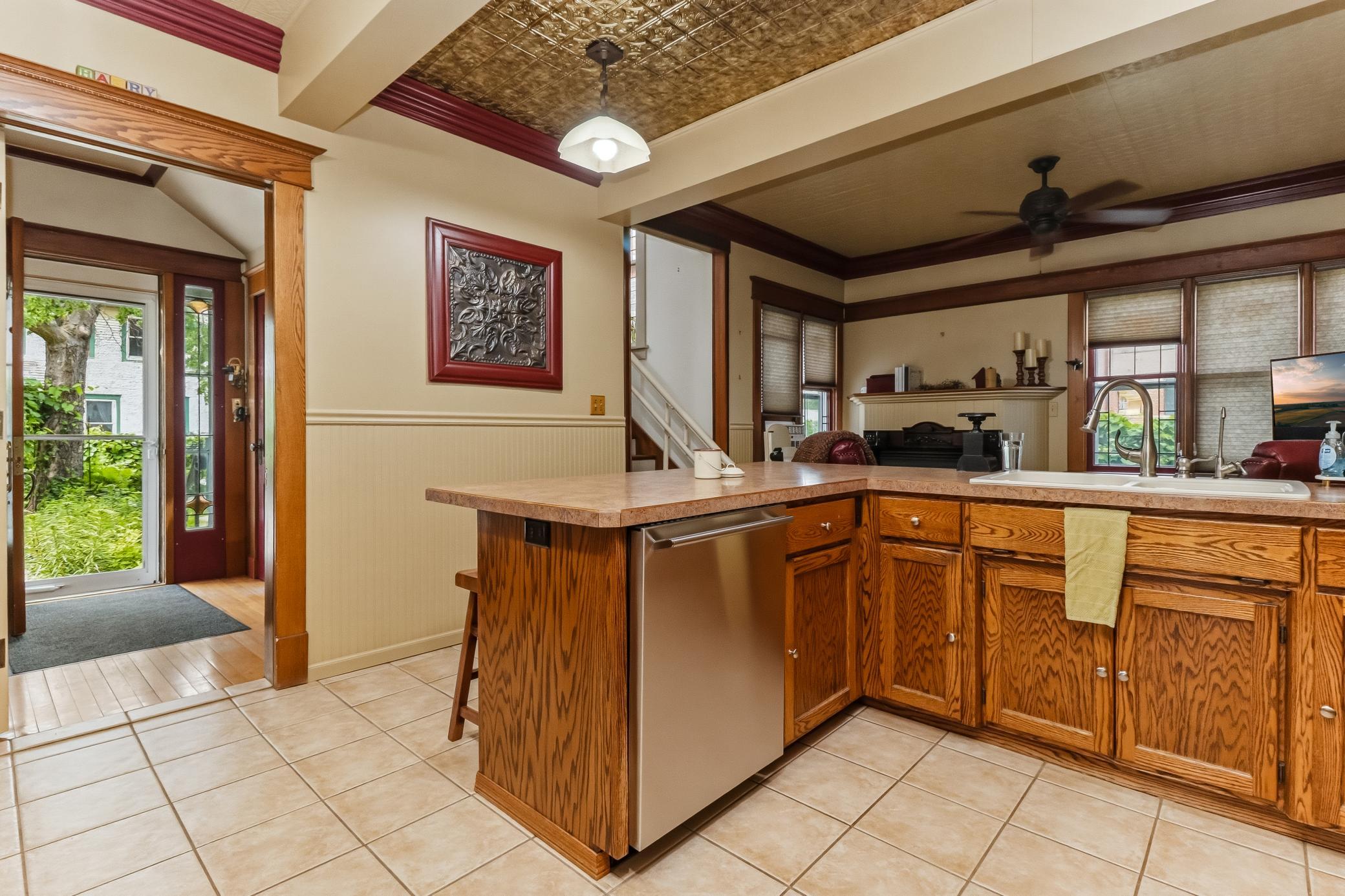 721 6th Avenue E, Alexandria MN 56308 - Photo 43 of 118