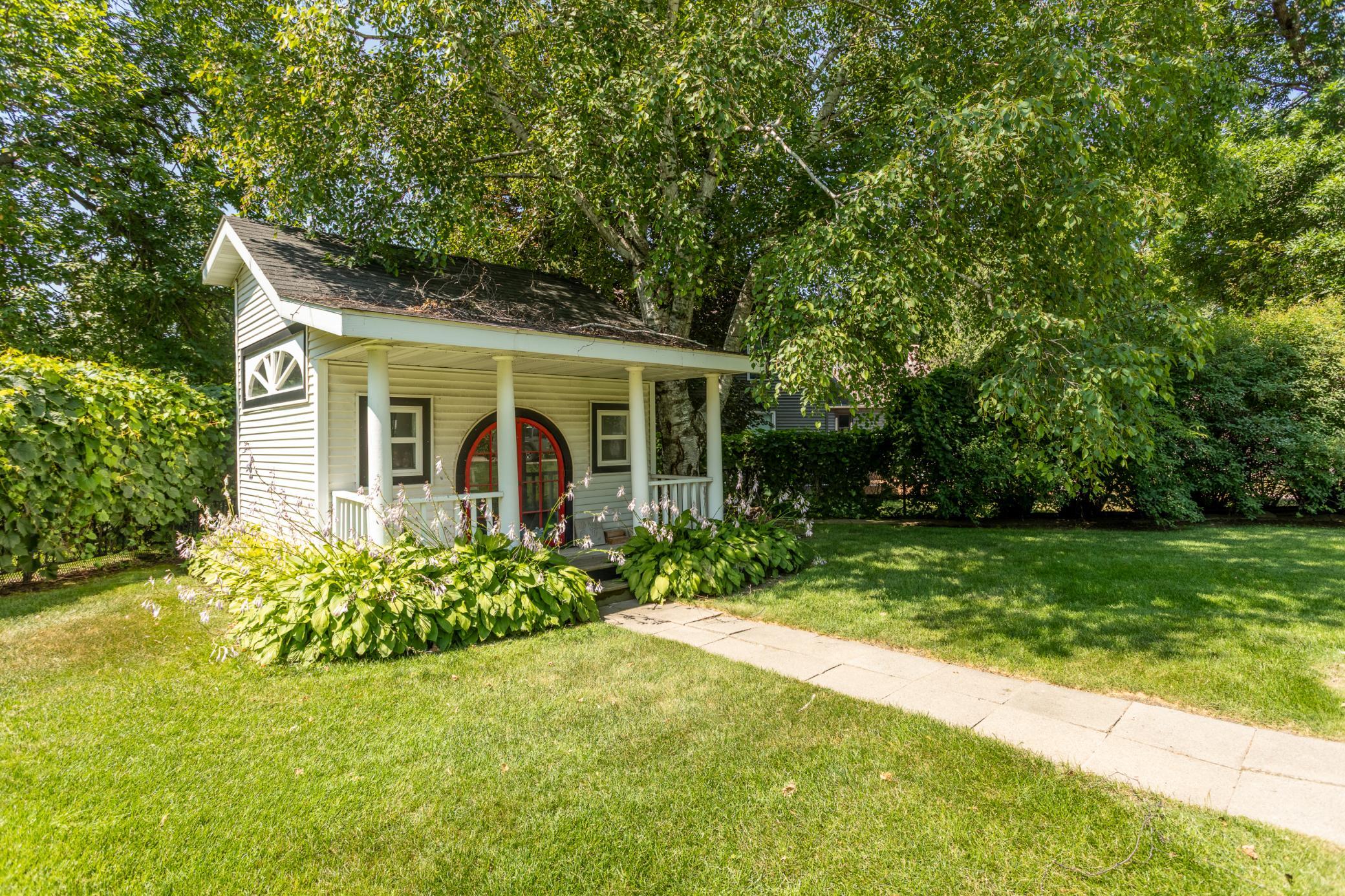 1902 single family home for sale at 721 6th Avenue E in Alexandria, MN — 6 bed, 4 bath (photo 29 of 119)