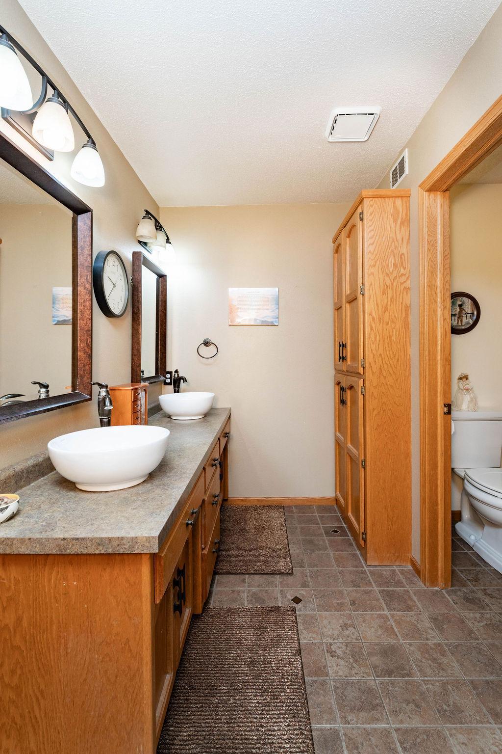 3126 37 1/2 Avenue S, Fargo ND 58104 - Photo 24 of 43