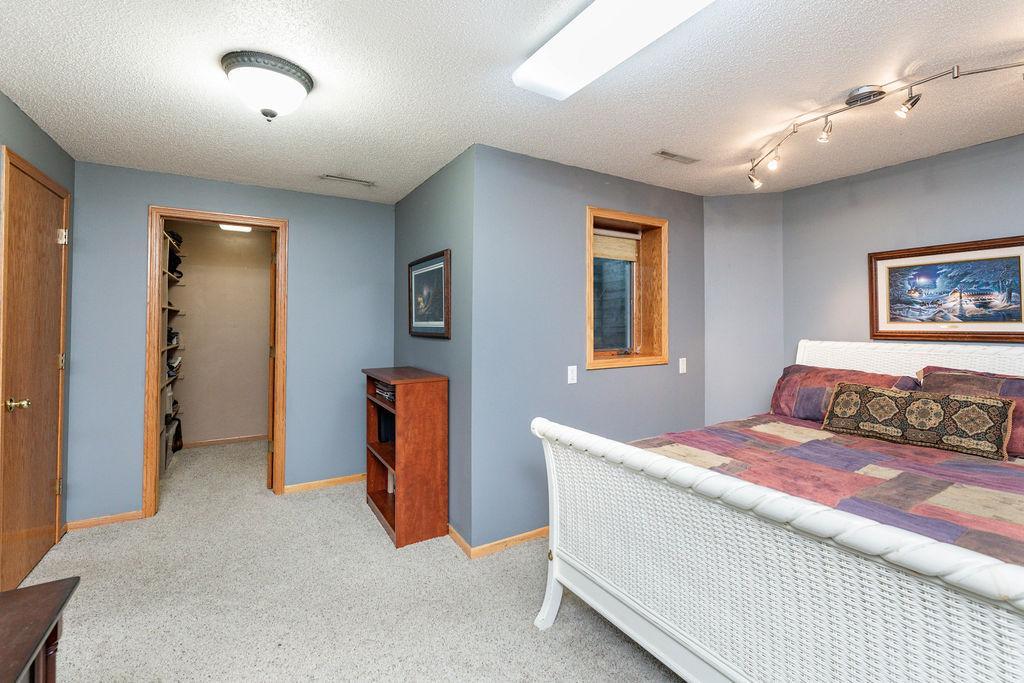 3126 37 1/2 Avenue S, Fargo ND 58104 - Photo 34 of 43