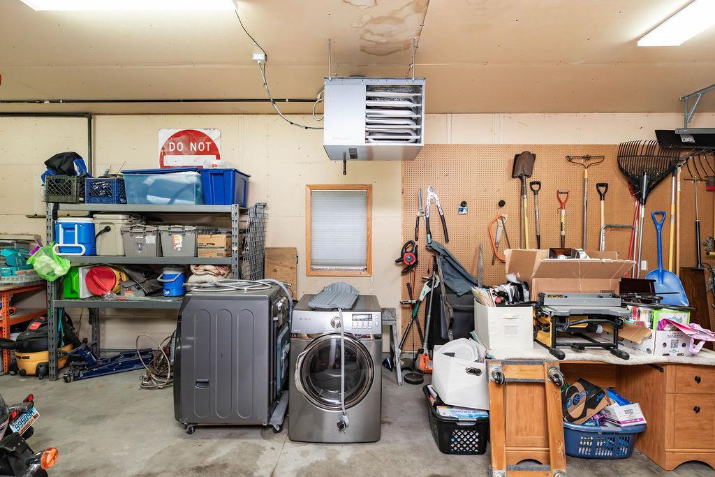 3126 37 1/2 Avenue S, Fargo ND 58104 - Photo 41 of 43