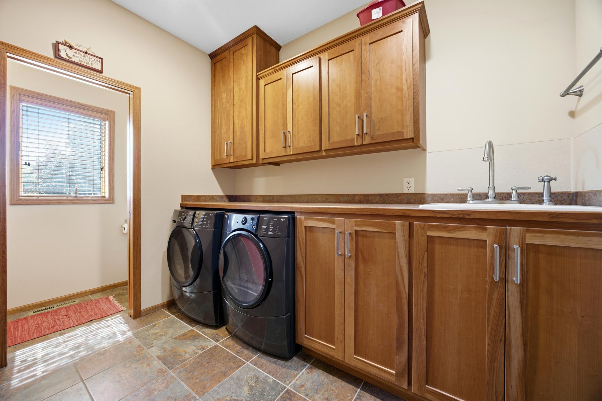 7019 Maple Lane, Horace ND 58047 - Photo 12 of 37