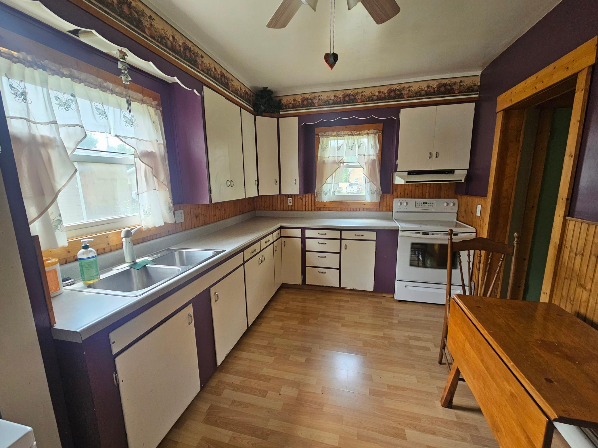 225 12th Street N, Breckenridge MN 56520 - Photo 7 of 13