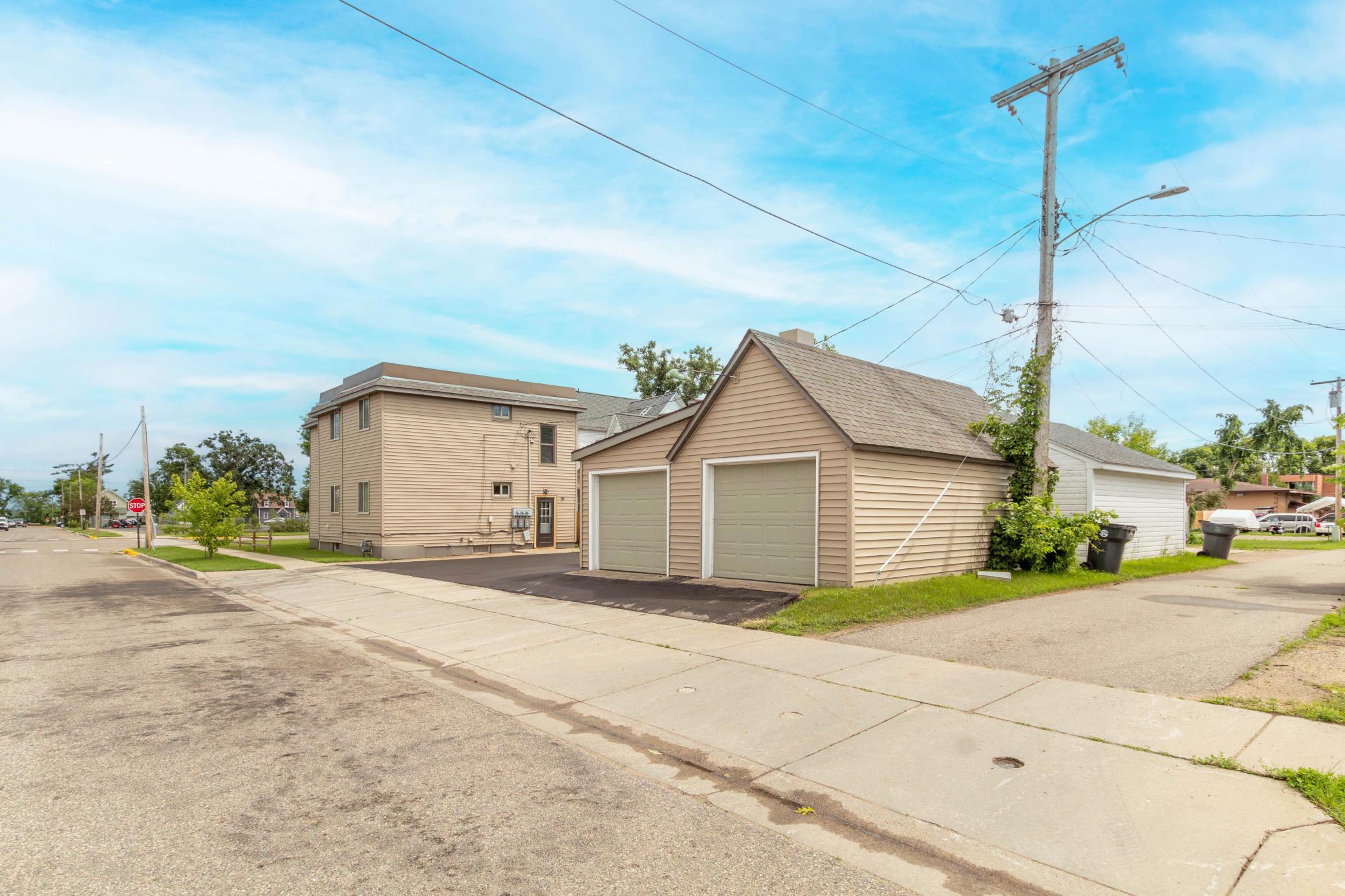 721 Beltrami Avenue NW, Bemidji MN 56601 - Photo 5 of 35