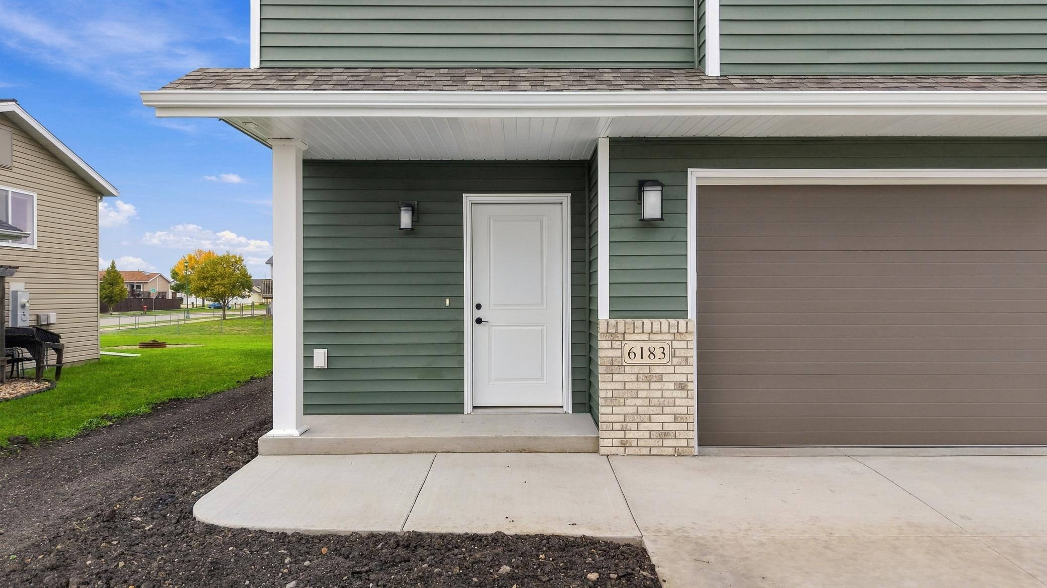 2026 single family home for sale at 6183 Bennett Court S in Fargo, ND — 5 bed, 3 bath (photo 3 of 33)