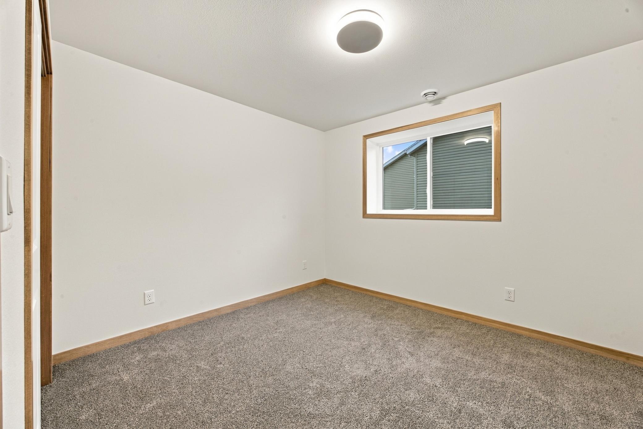 2026 single family home for sale at 6183 Bennett Court S in Fargo, ND — 5 bed, 3 bath (photo 29 of 33)