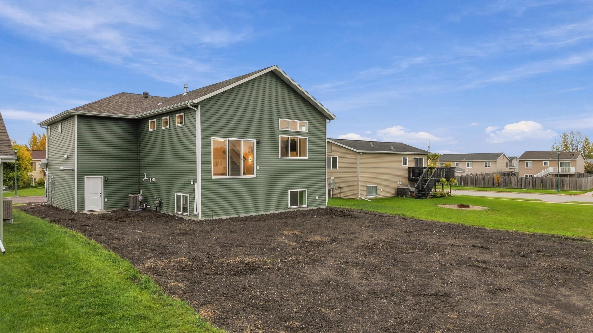 2026 single family home for sale at 6183 Bennett Court S in Fargo, ND — 5 bed, 3 bath (photo 33 of 33)