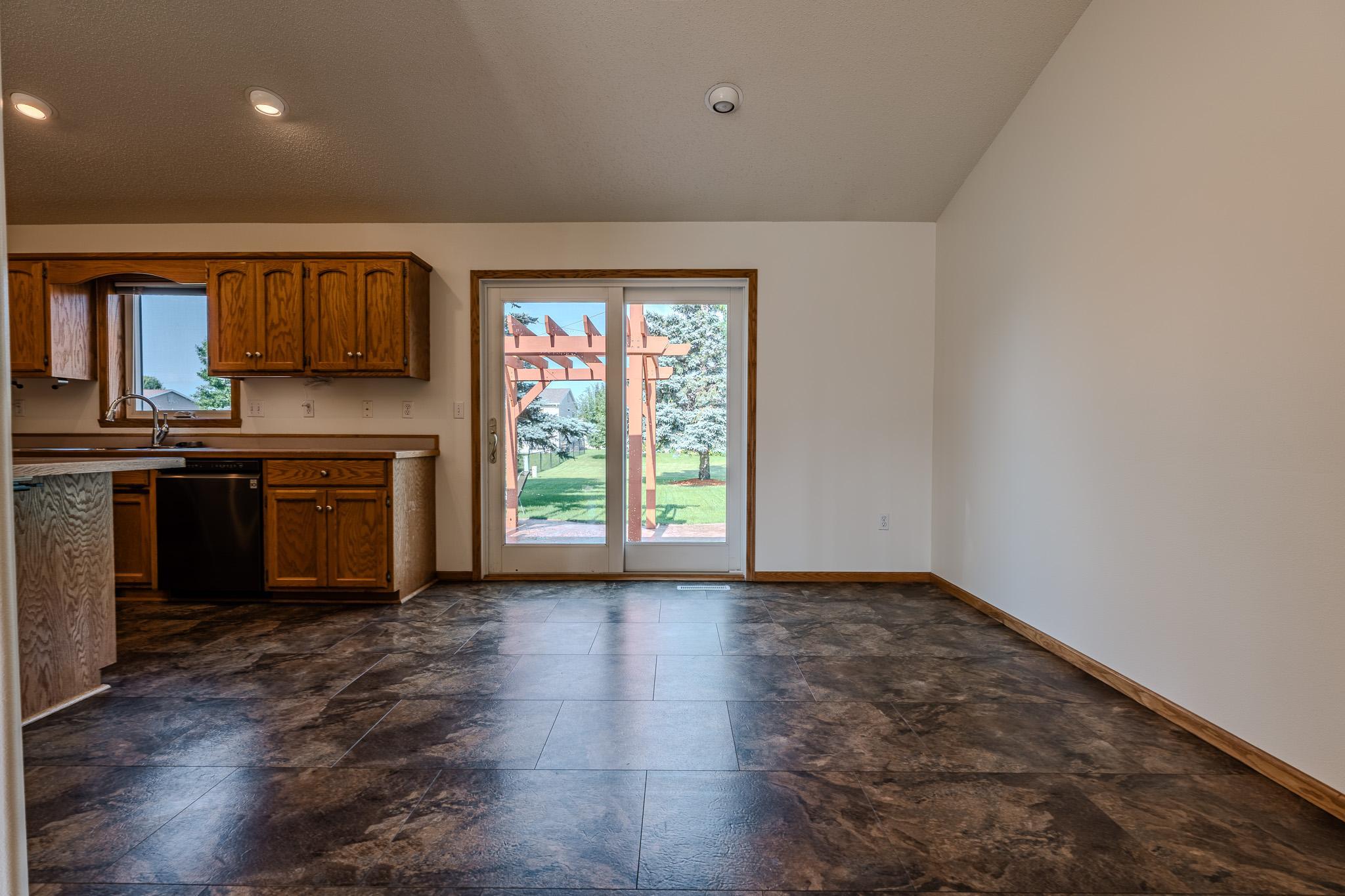 3317 Westmoor Drive, Moorhead MN 56560 - Photo 20 of 45