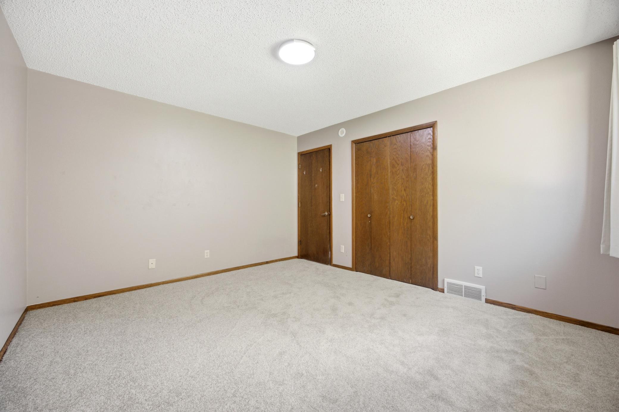 1976 single family home for sale at 1426 23rd Street S in Fargo, ND — 4 bed, 4 bath (photo 37 of 58)