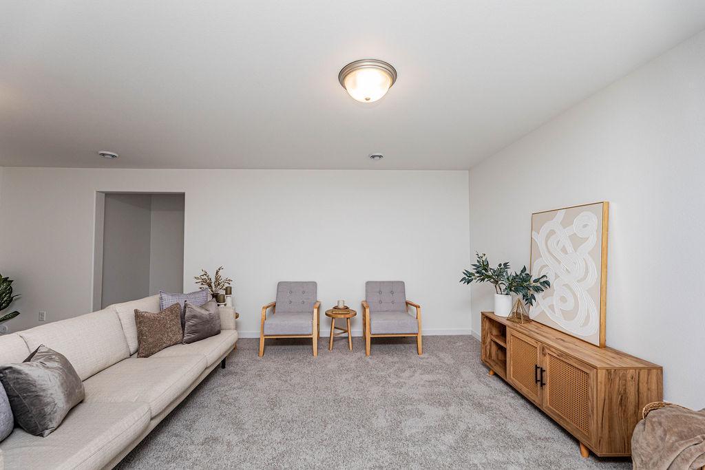 2026 single family home for sale at 2563 Golden Lane S in Fargo, ND — 4 bed, 3 bath (photo 21 of 27)