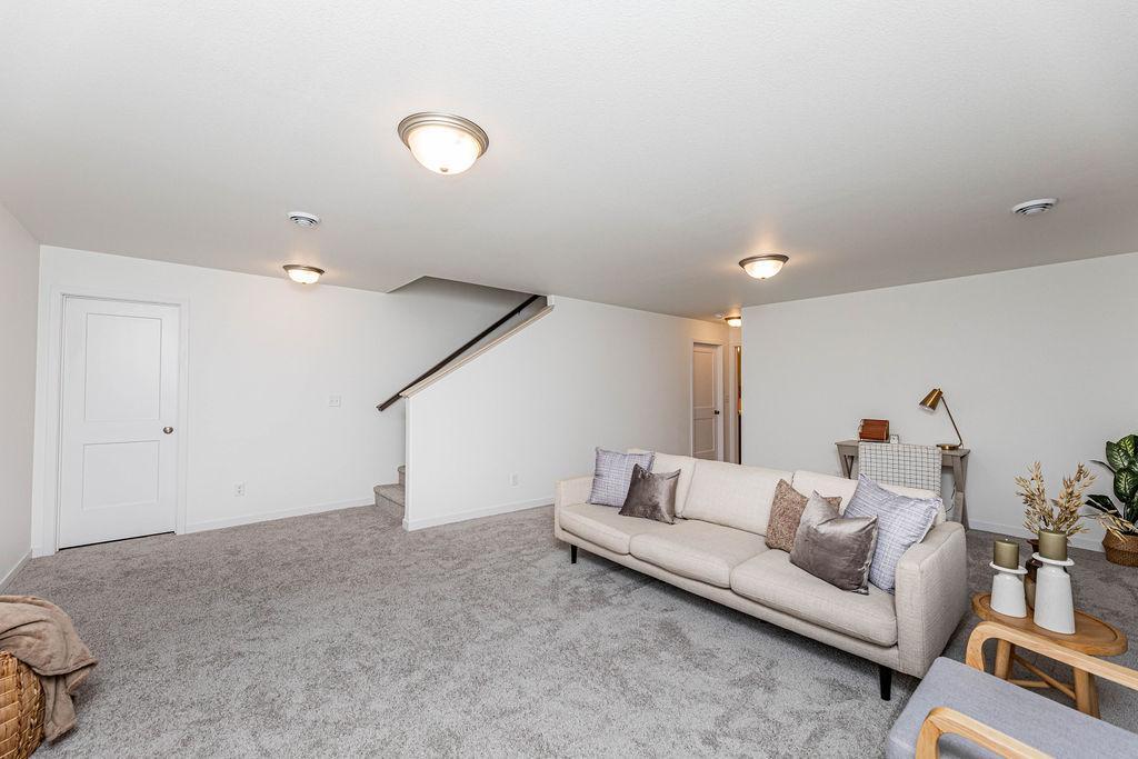 2026 single family home for sale at 2563 Golden Lane S in Fargo, ND — 4 bed, 3 bath (photo 23 of 27)