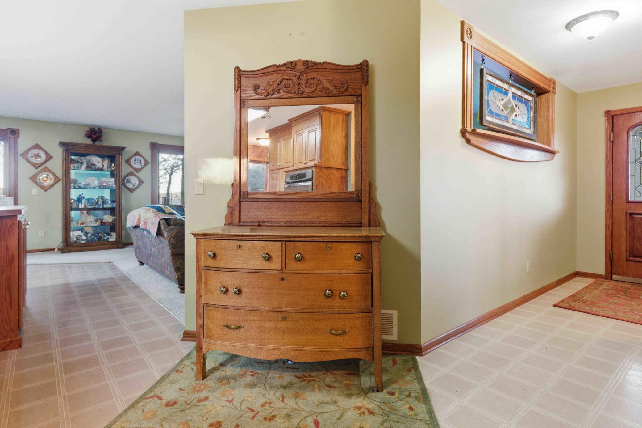 1998 single family home for sale at 14438 Cedarleaf Point Road in Brainerd, MN — 3 bed, 3 bath (photo 15 of 49)