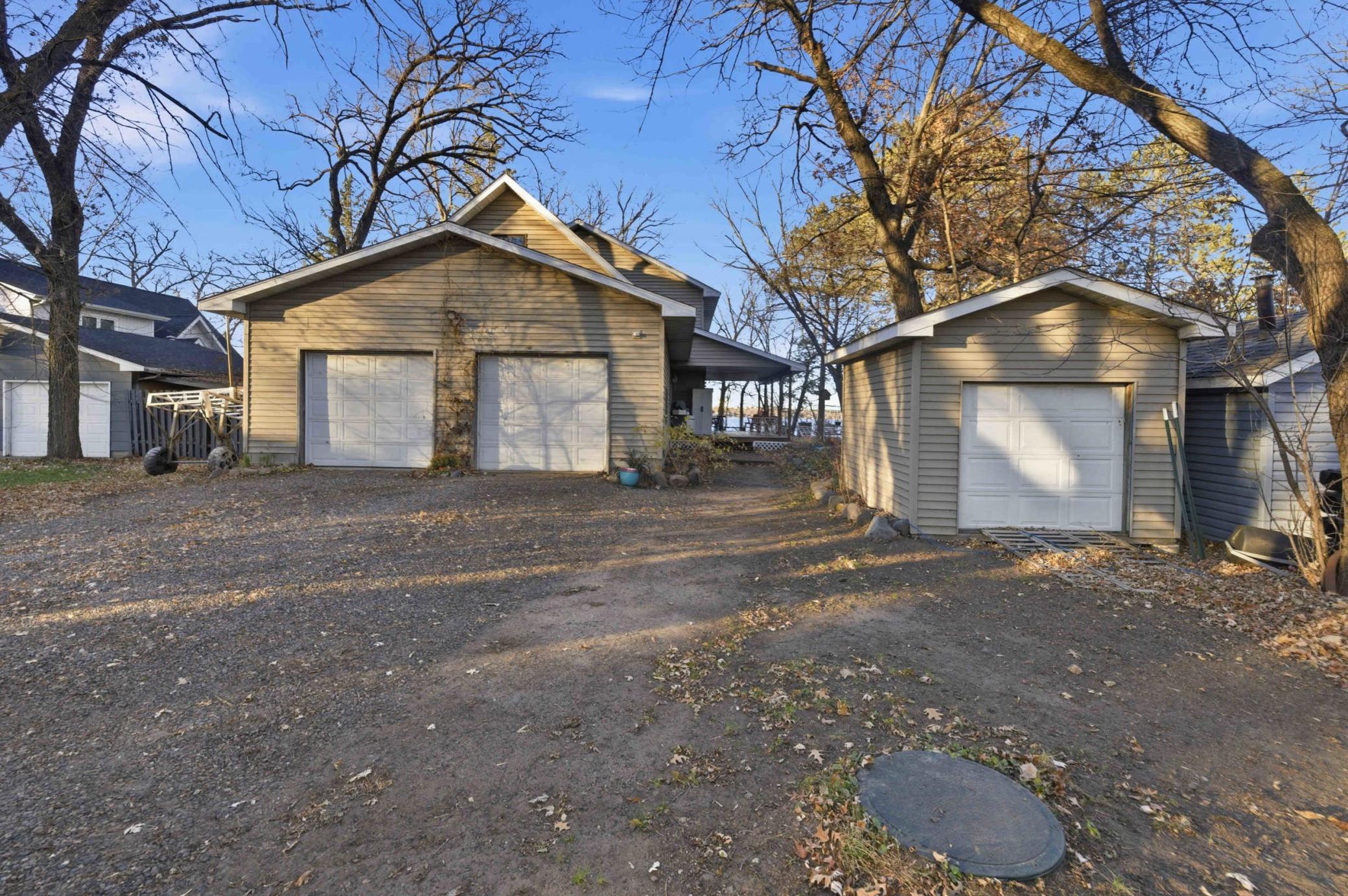 1998 single family home for sale at 14438 Cedarleaf Point Road in Brainerd, MN — 3 bed, 3 bath (photo 42 of 49)