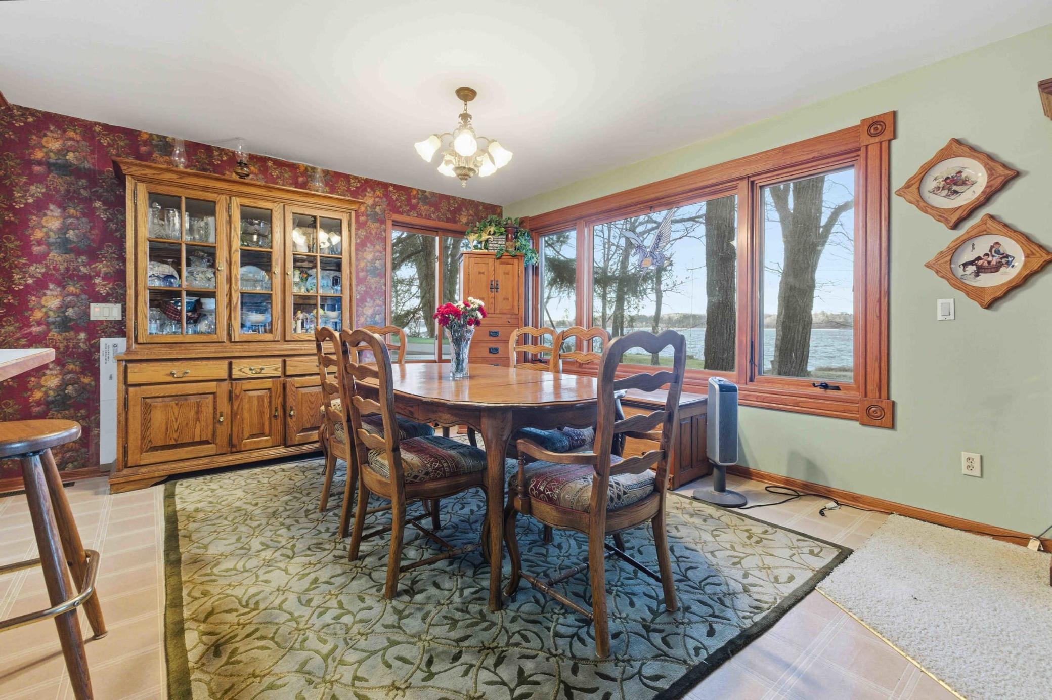 1998 single family home for sale at 14438 Cedarleaf Point Road in Brainerd, MN — 3 bed, 3 bath (photo 8 of 49)
